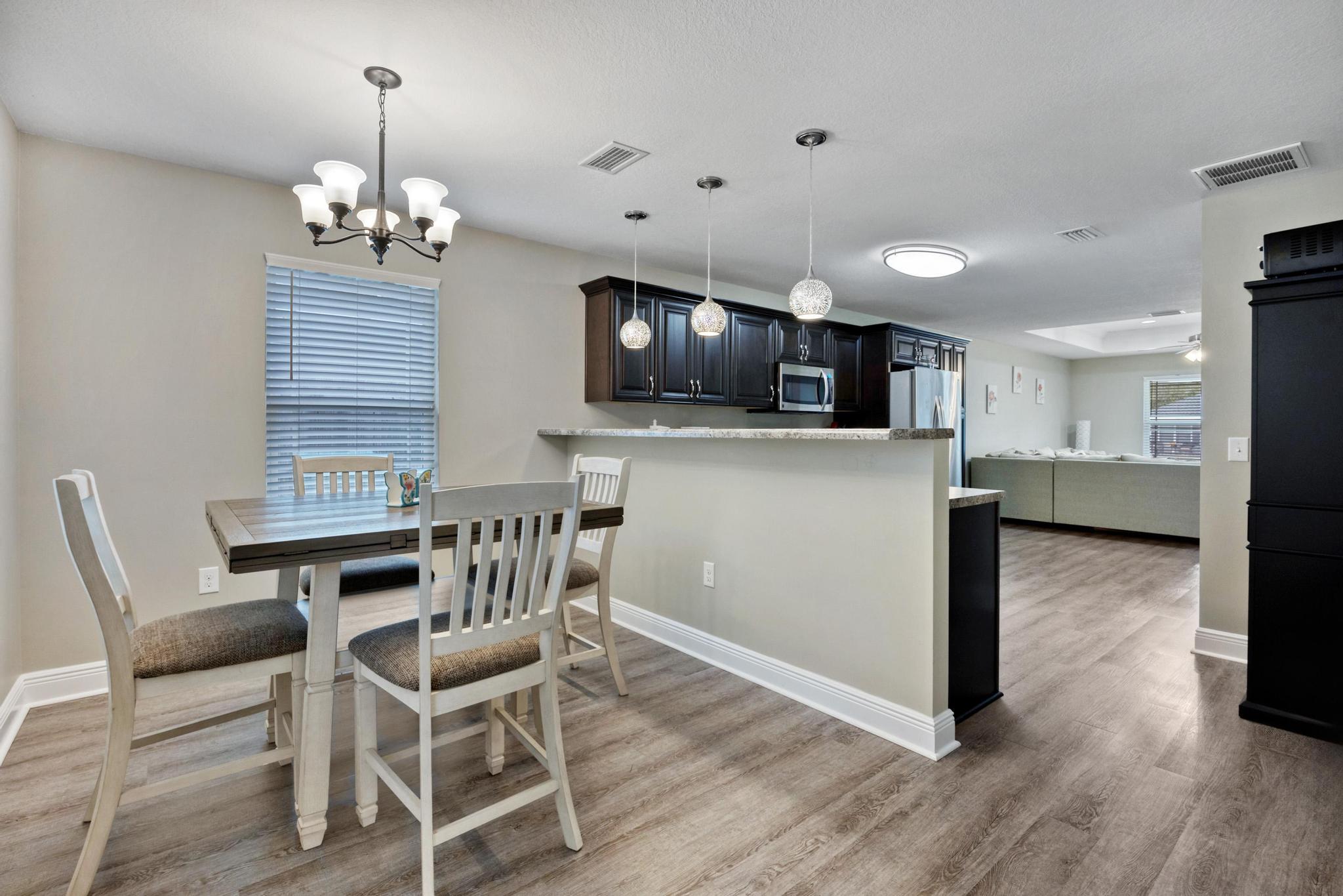 GARDEN CITY - Residential