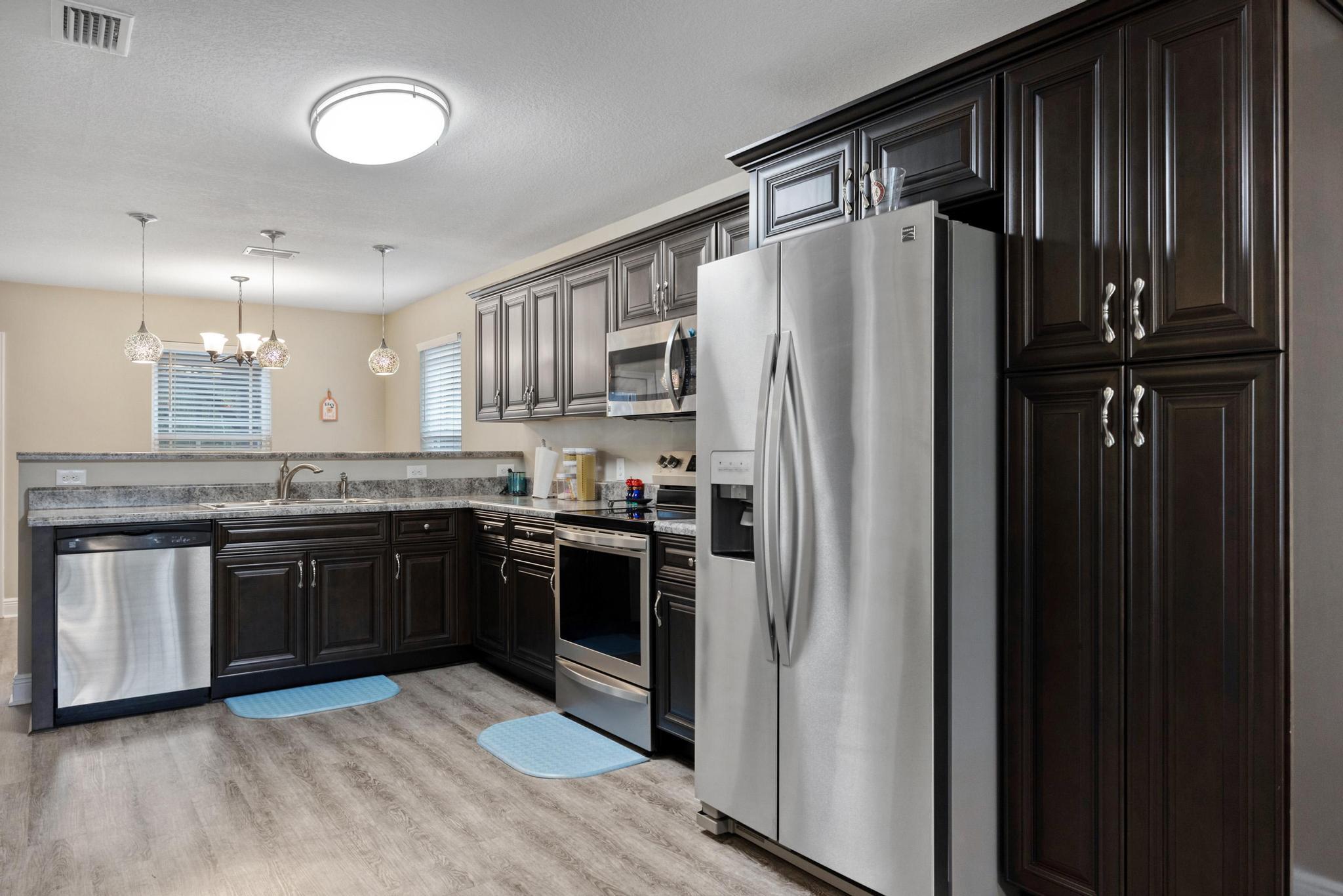 GARDEN CITY - Residential