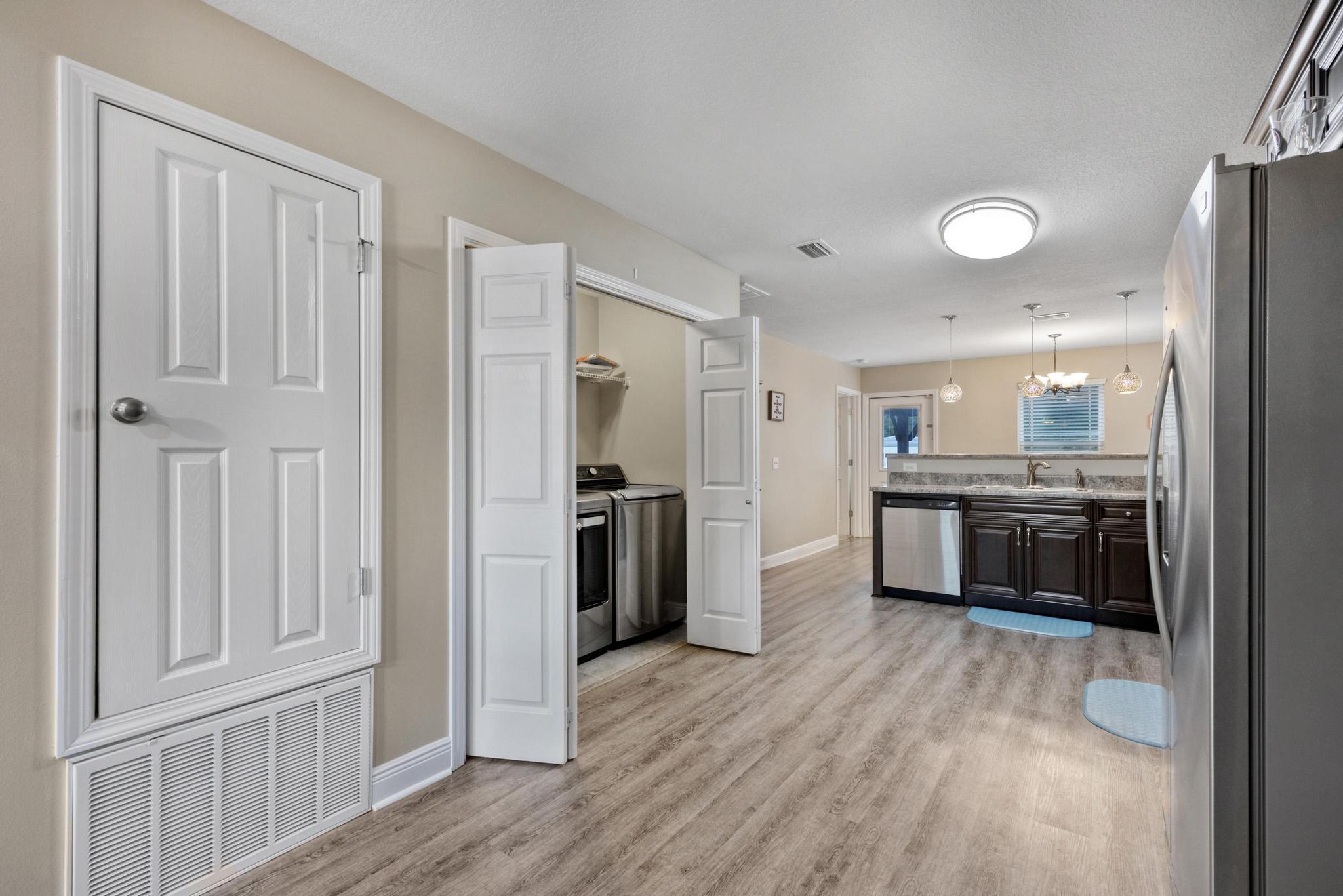 GARDEN CITY - Residential