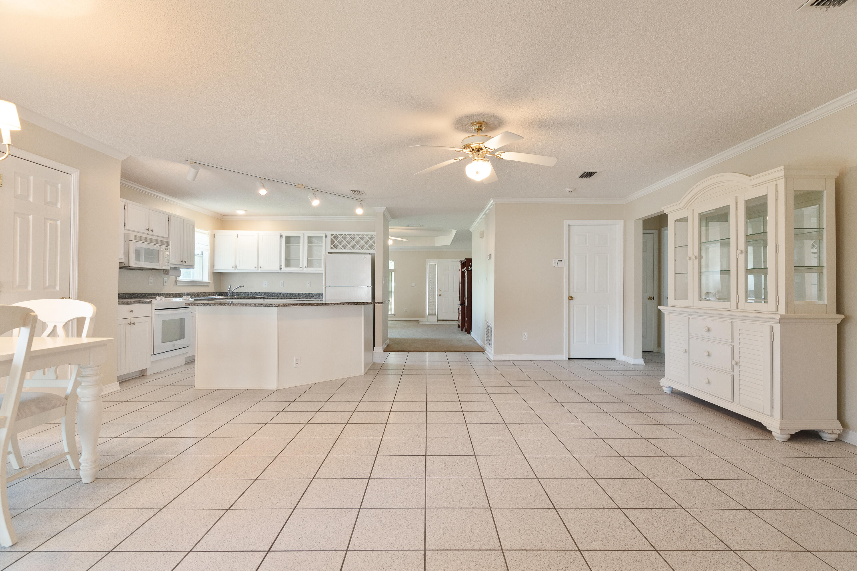 SOUTHERN OAKS PLANTATION - Residential