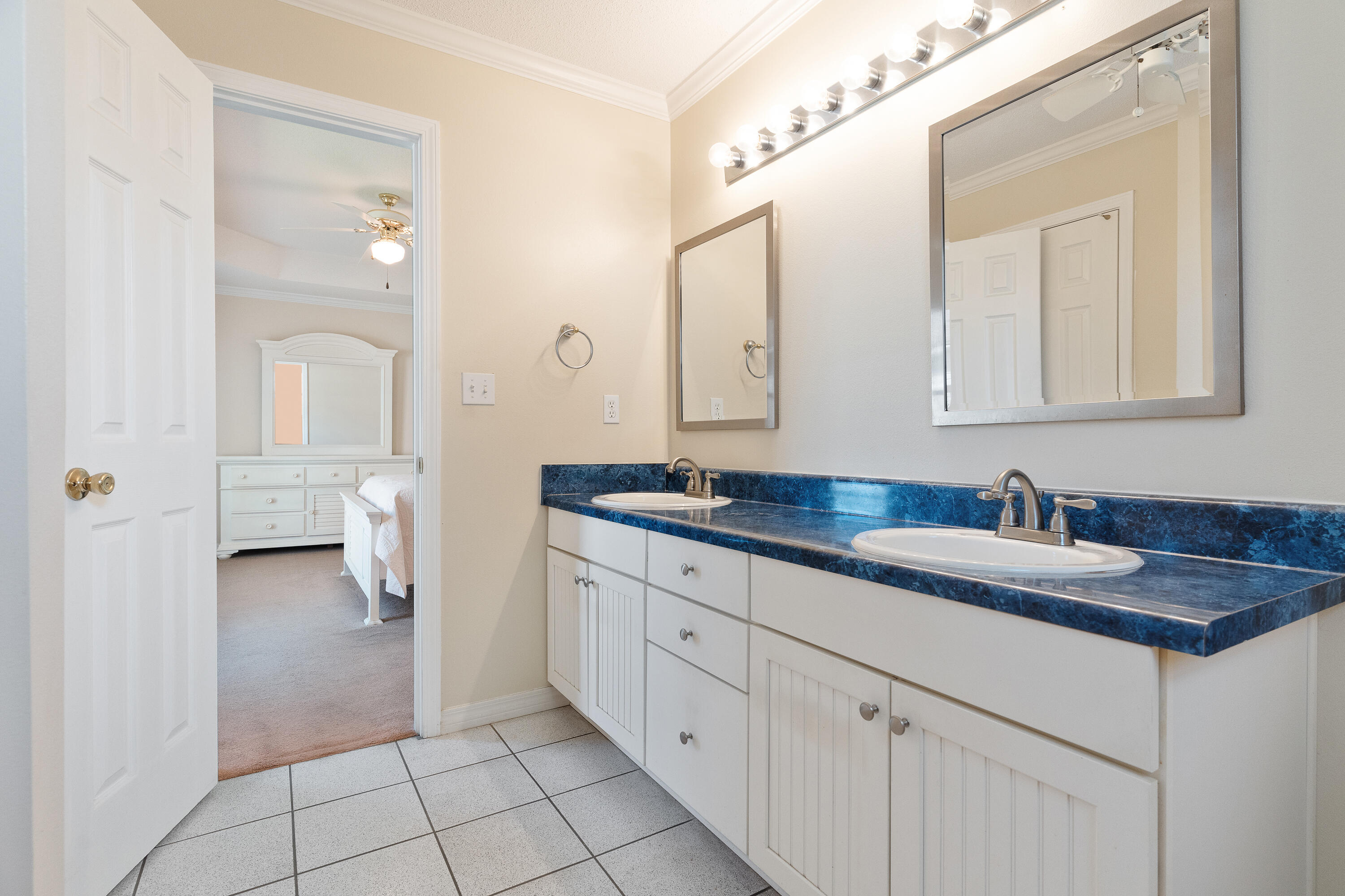 SOUTHERN OAKS PLANTATION - Residential