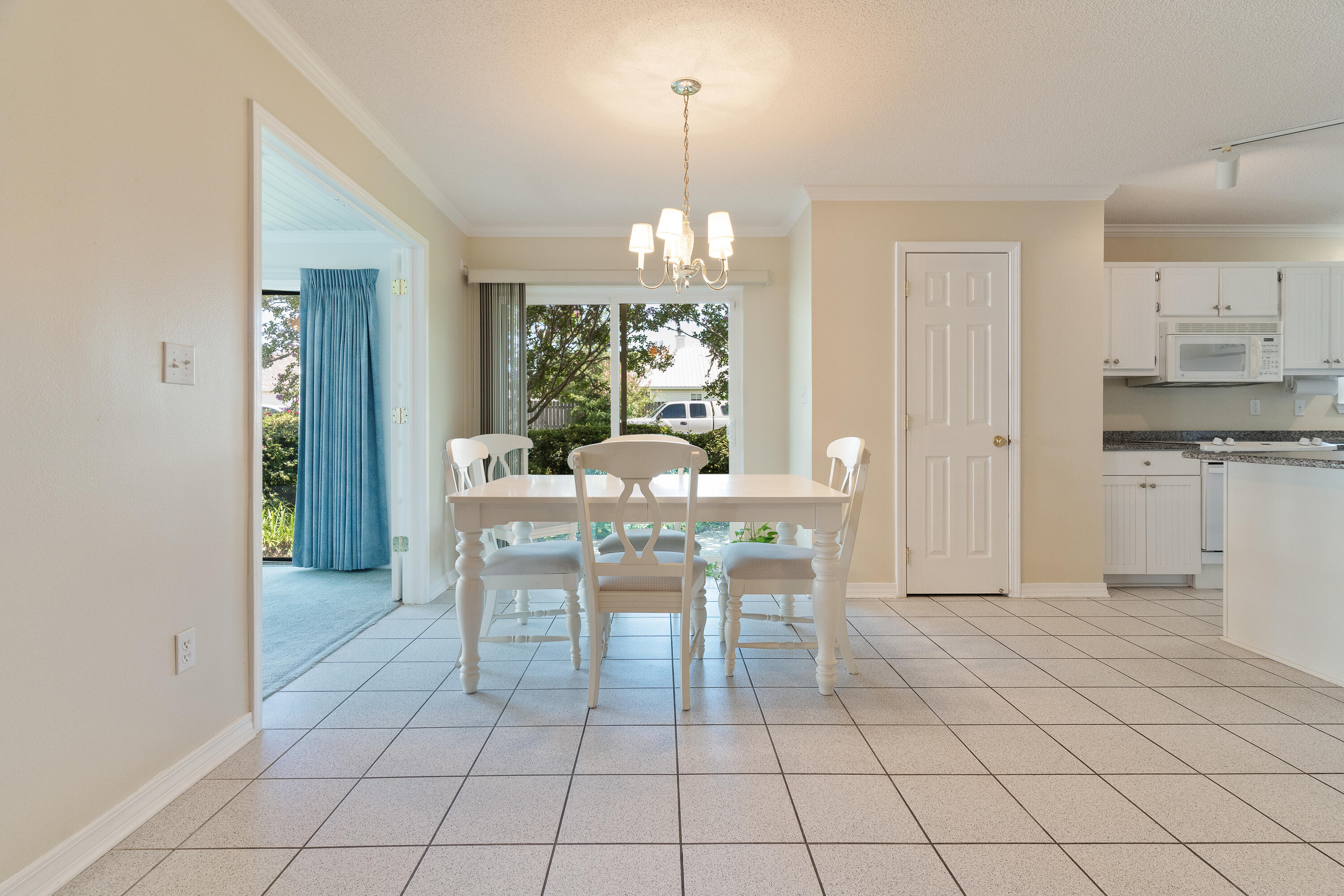 SOUTHERN OAKS PLANTATION - Residential
