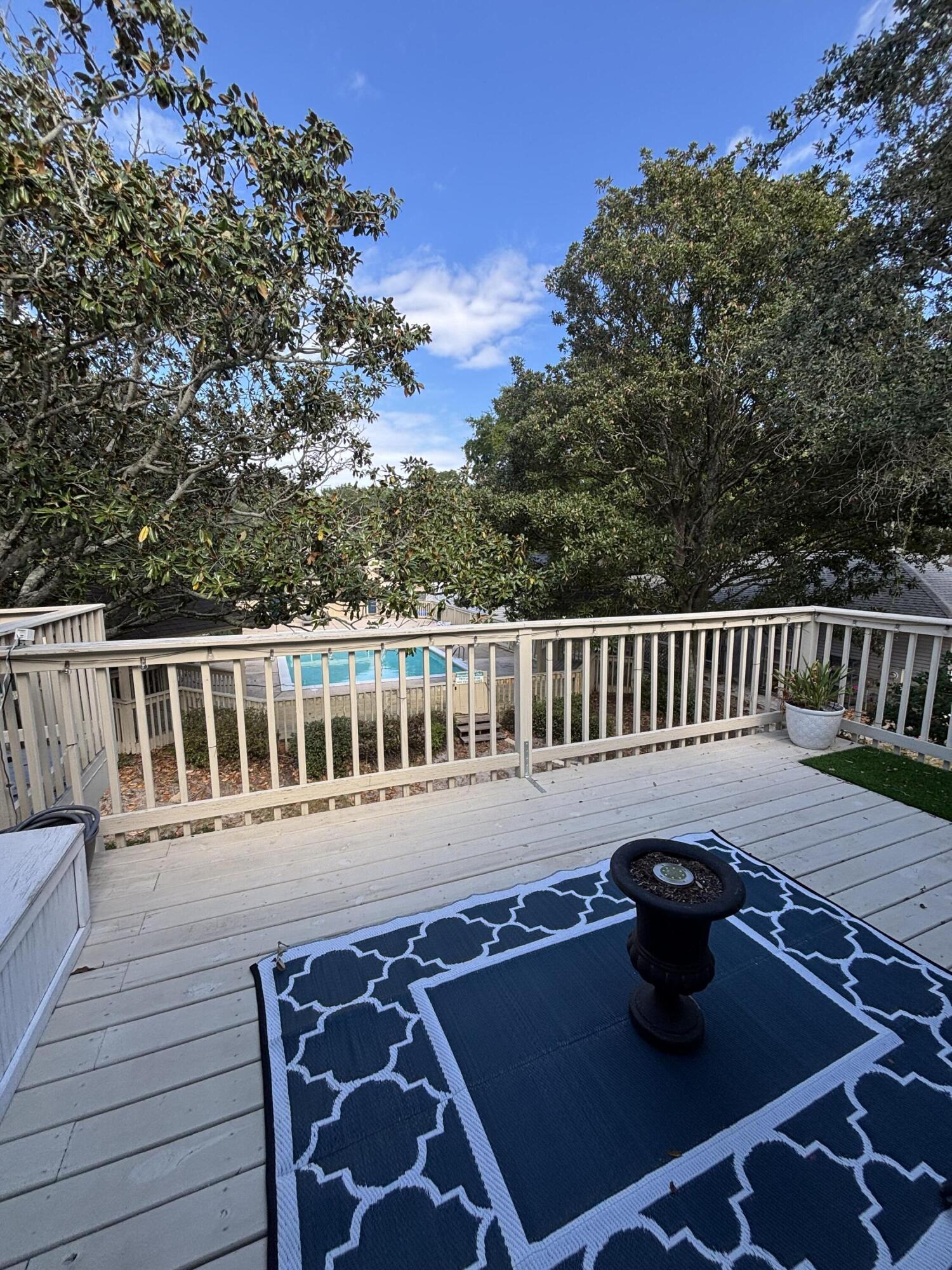 MAGNOLIA BAY CLUB - Residential Lease