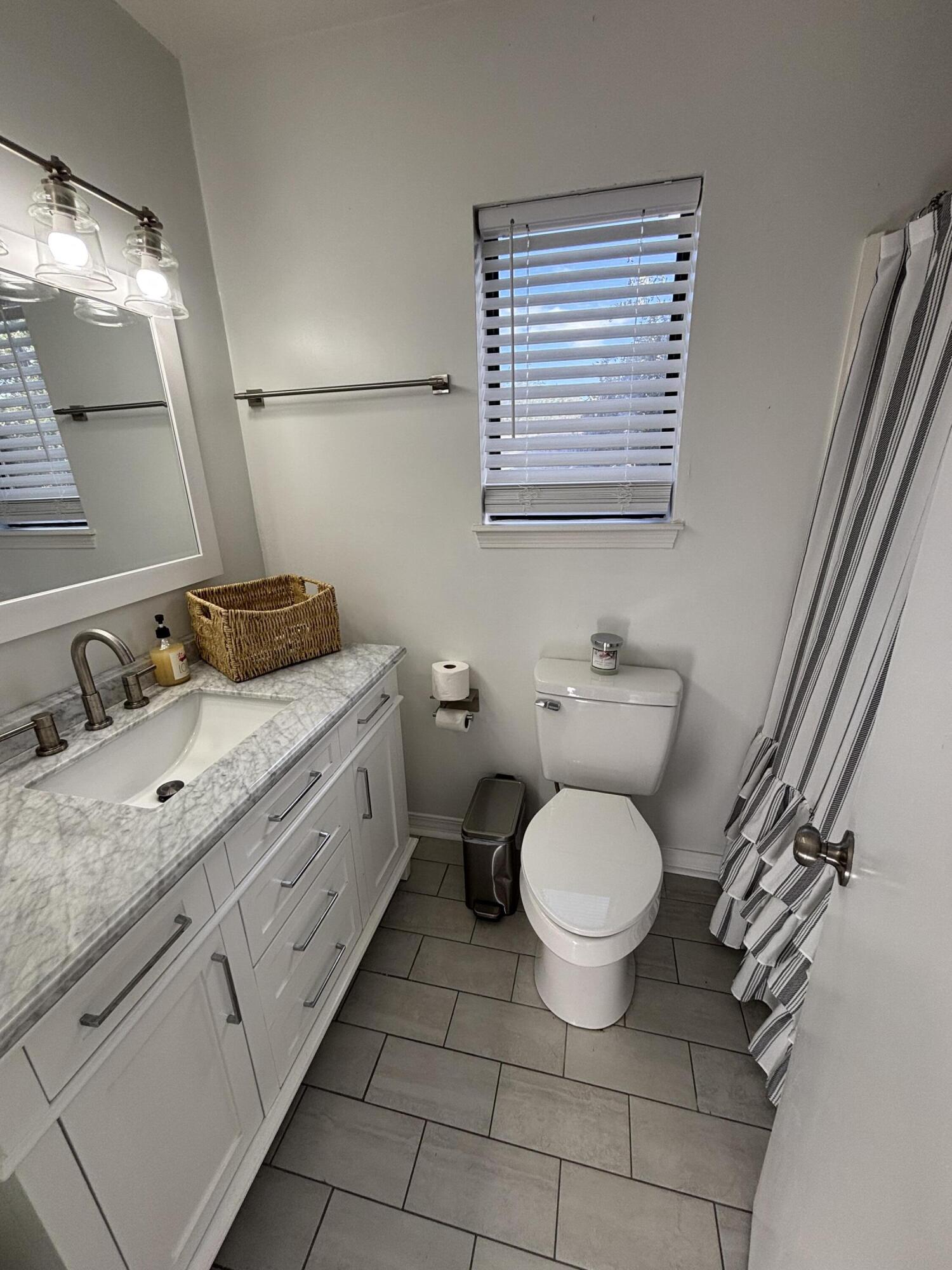 MAGNOLIA BAY CLUB - Residential Lease