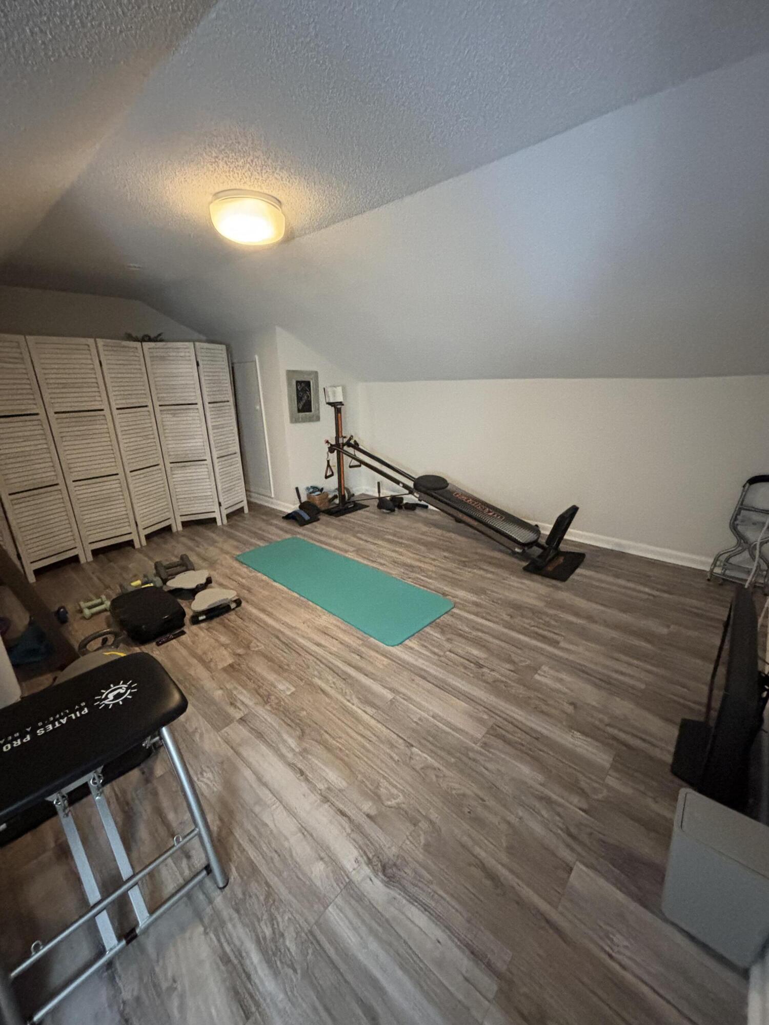MAGNOLIA BAY CLUB - Residential Lease