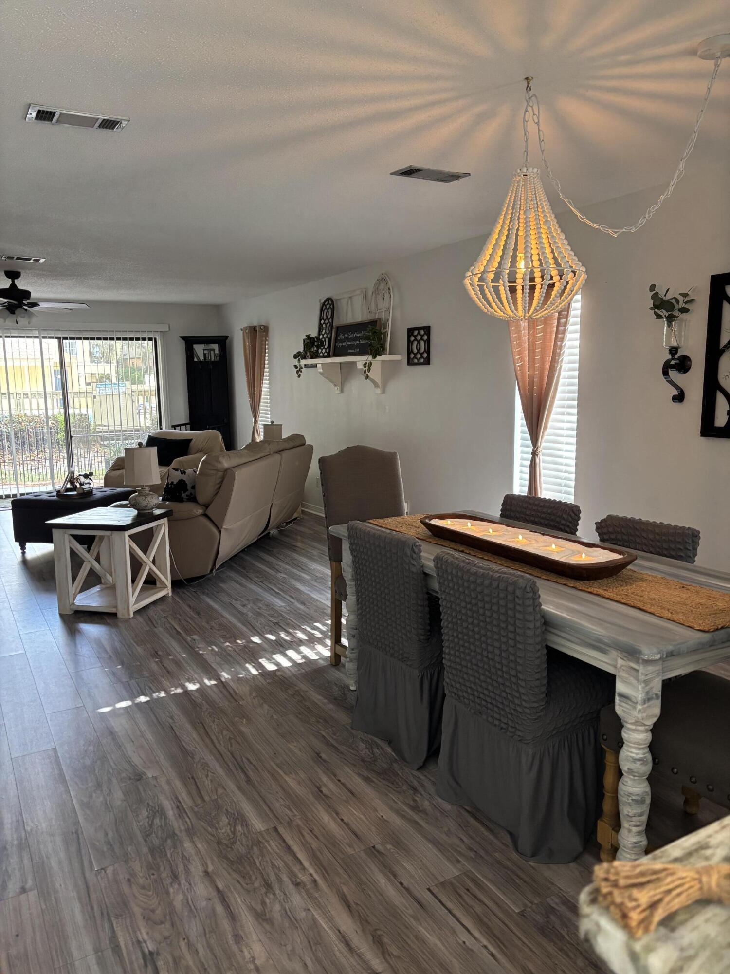 MAGNOLIA BAY CLUB - Residential Lease