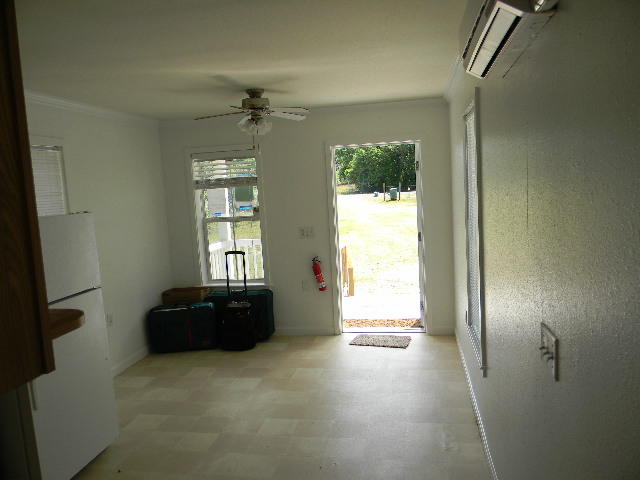 METES & BOUNDS - Residential Lease