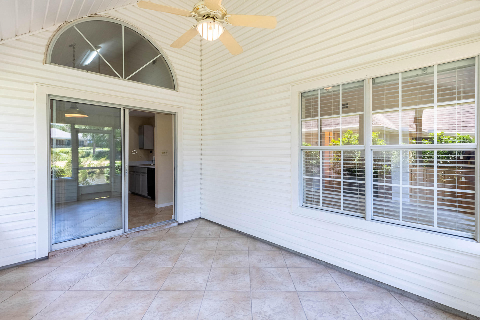 FAIRWAY LAKES PH 1 - Residential