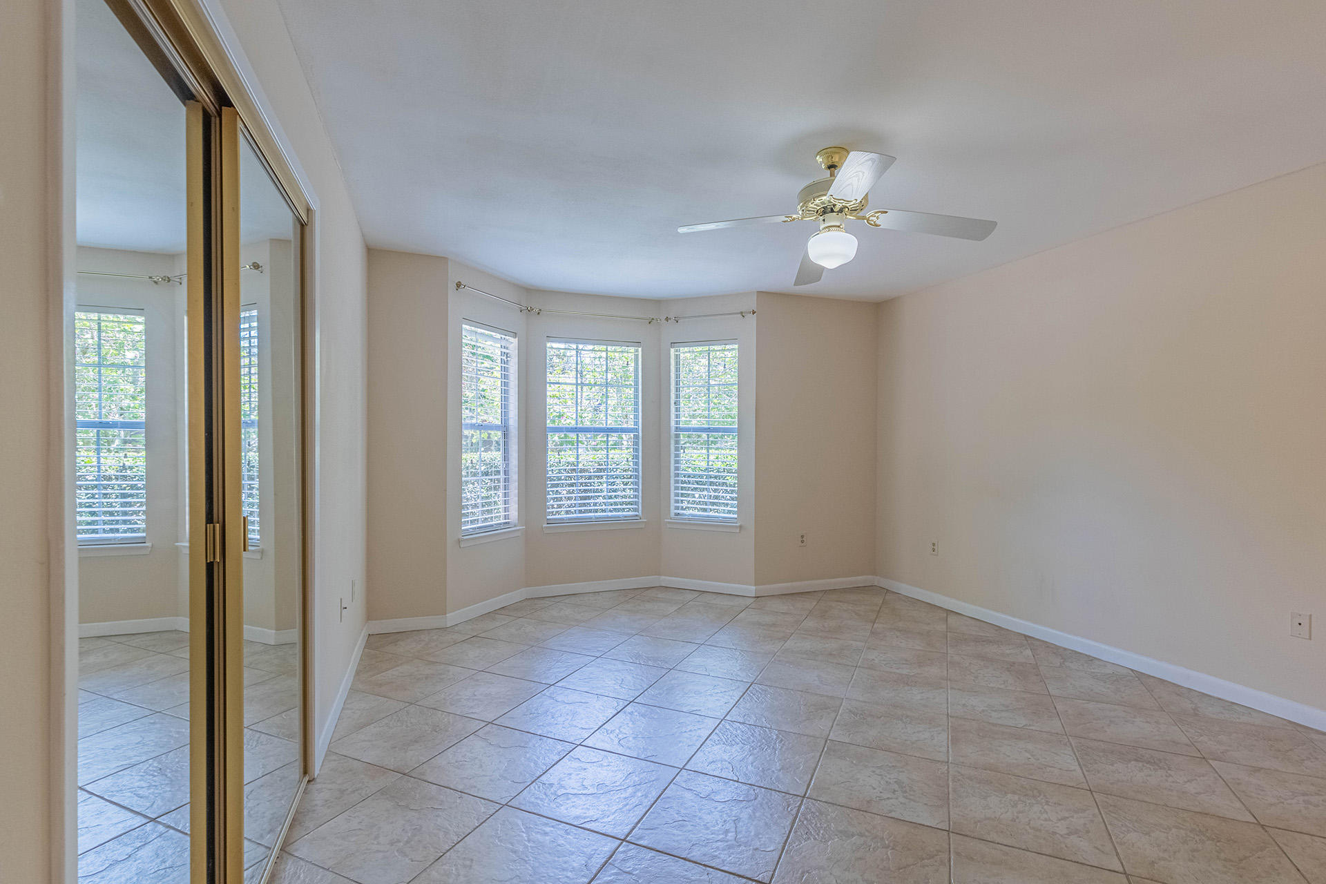 FAIRWAY LAKES PH 1 - Residential