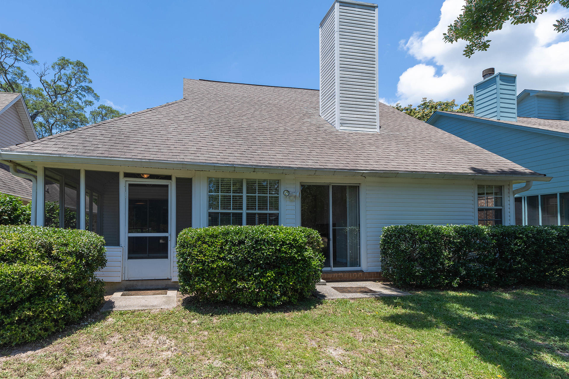 FAIRWAY LAKES PH 1 - Residential