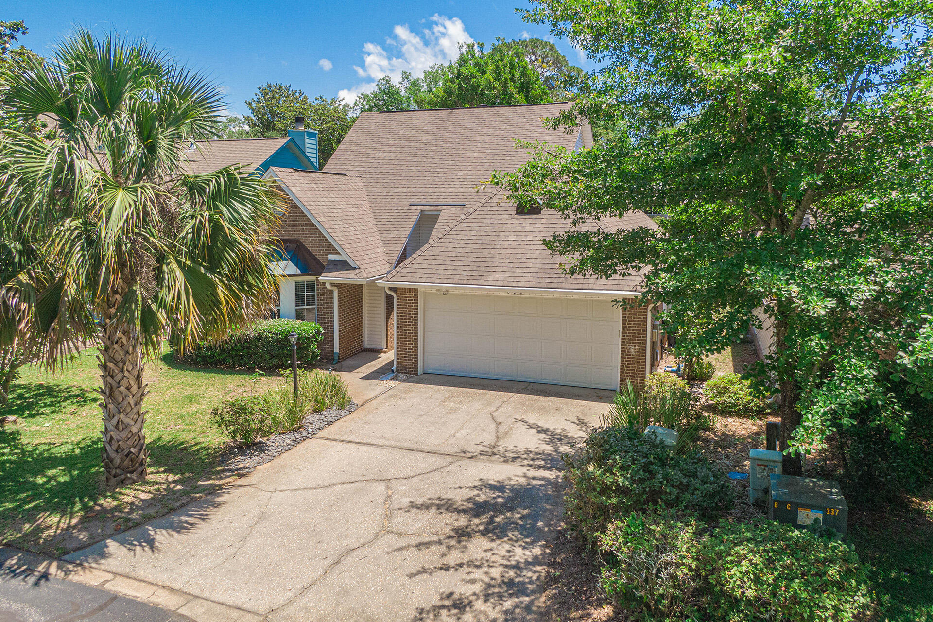 FAIRWAY LAKES PH 1 - Residential