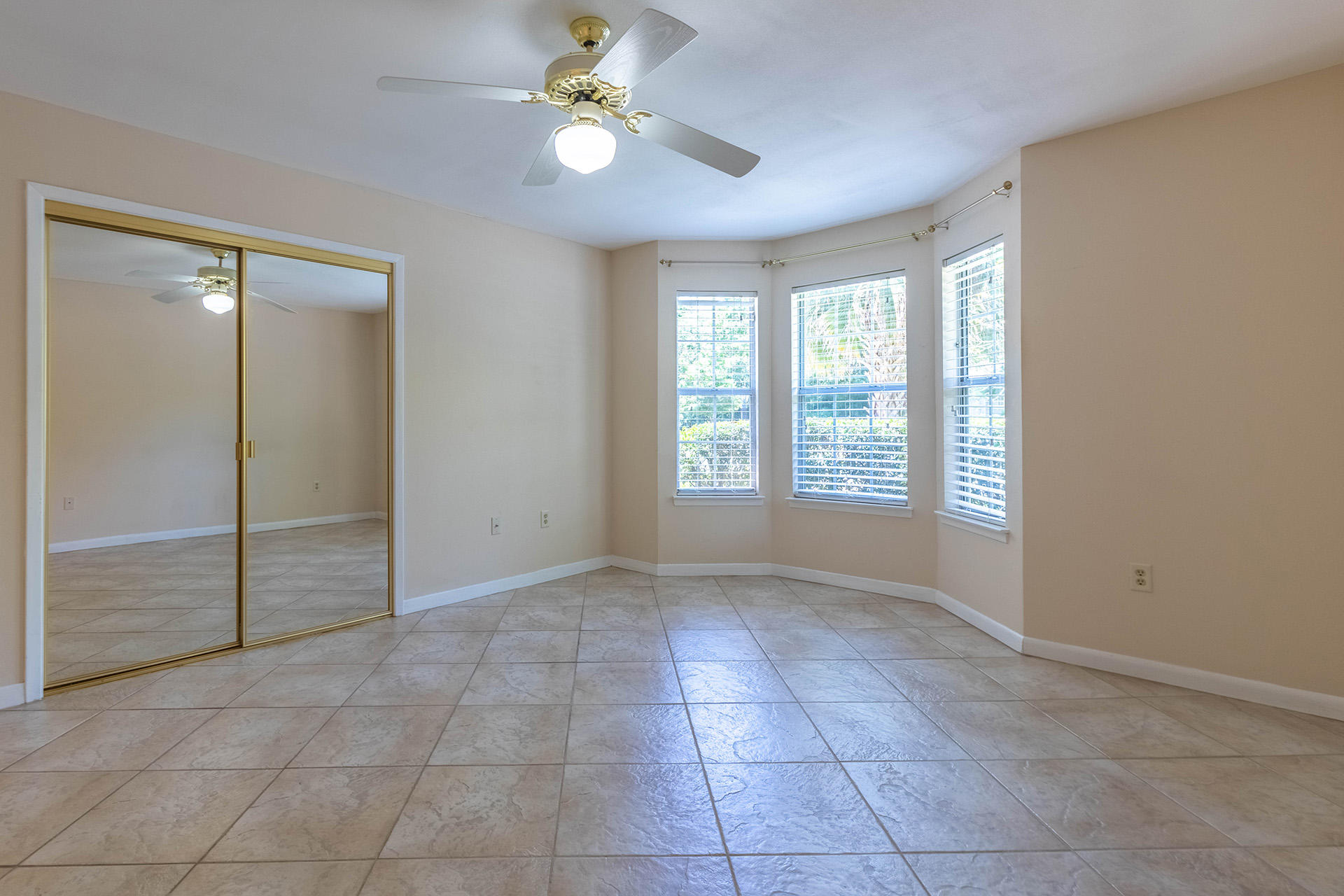 FAIRWAY LAKES PH 1 - Residential