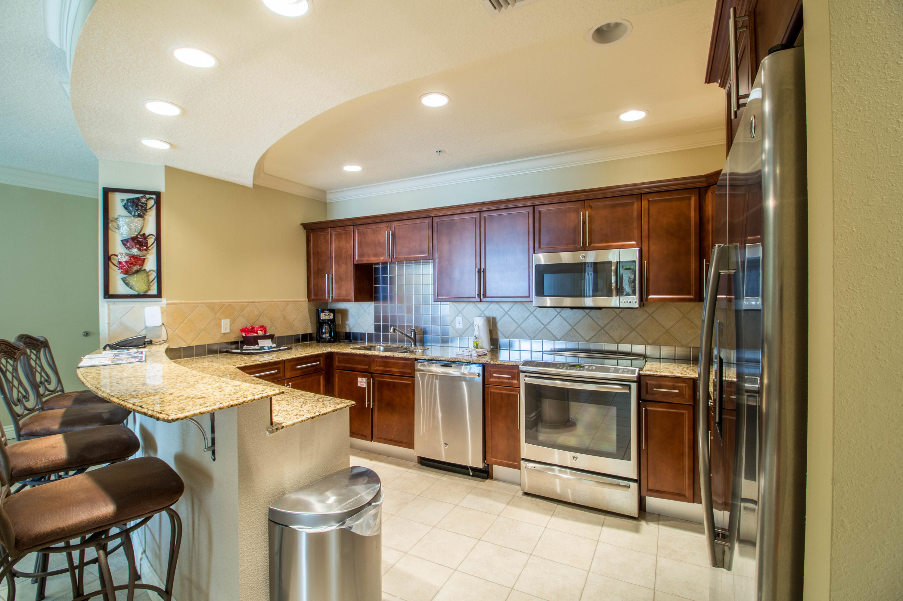 EMERALD GRANDE - Residential