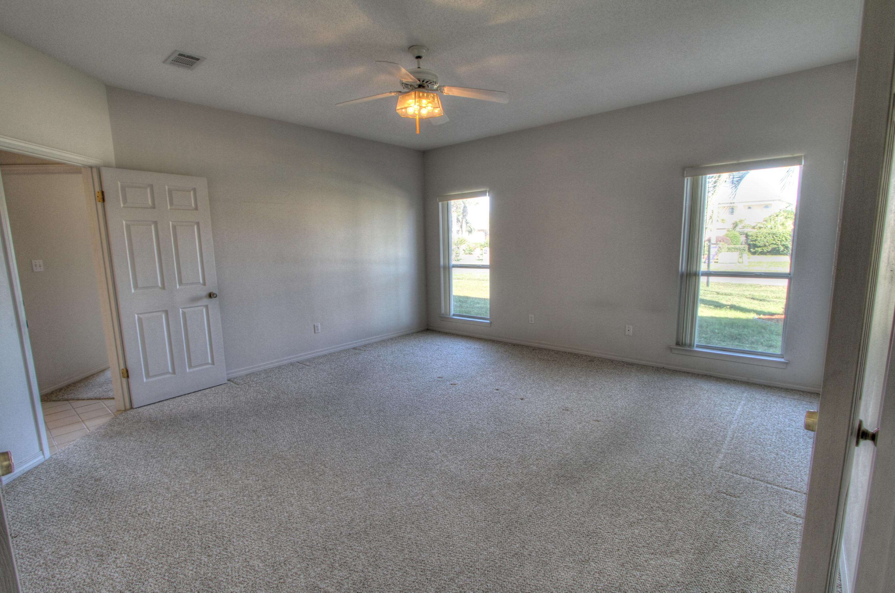 EMERALD BREEZE ESTATES - Residential