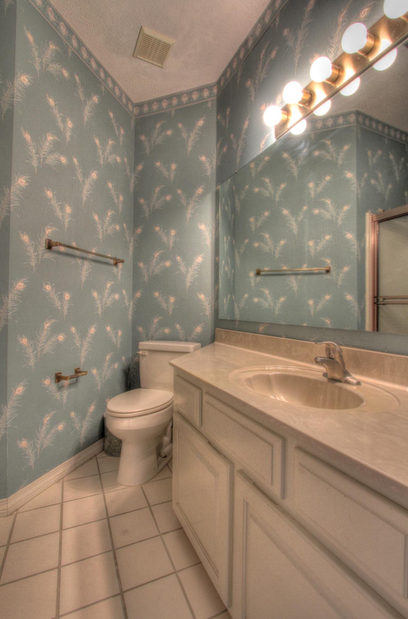 EMERALD BREEZE ESTATES - Residential