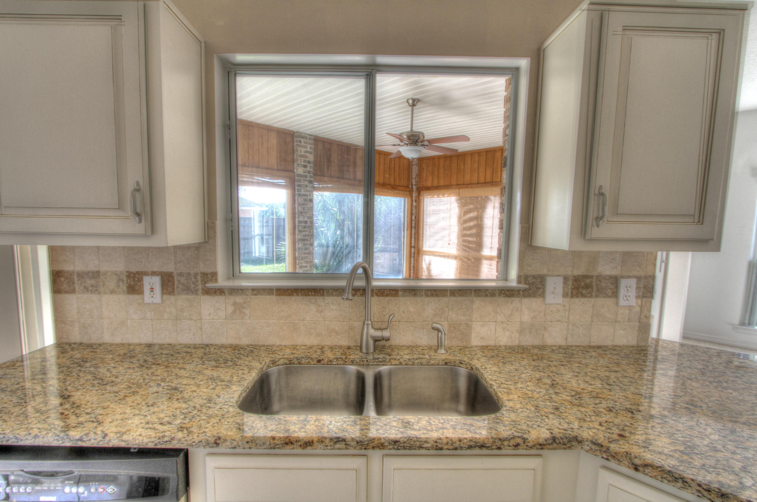 EMERALD BREEZE ESTATES - Residential