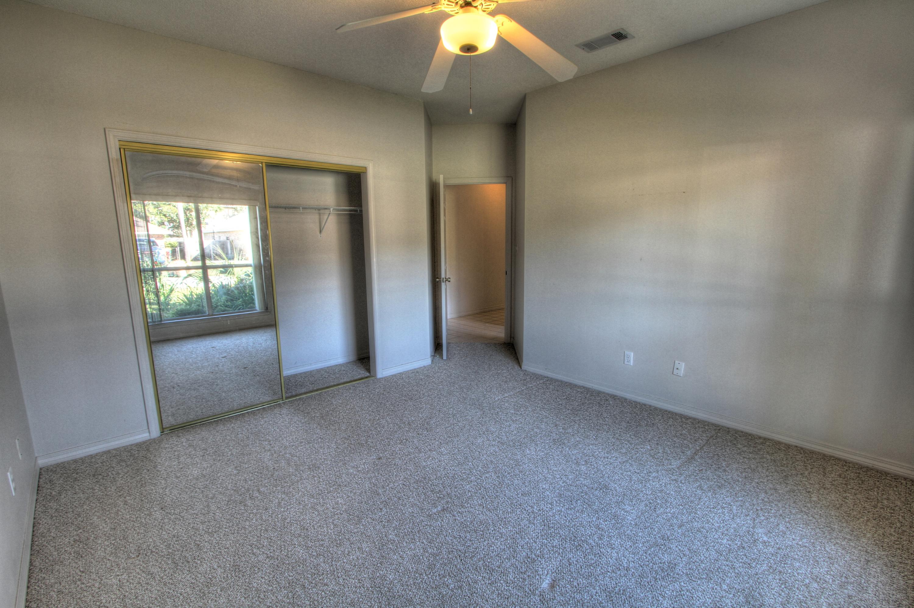 EMERALD BREEZE ESTATES - Residential