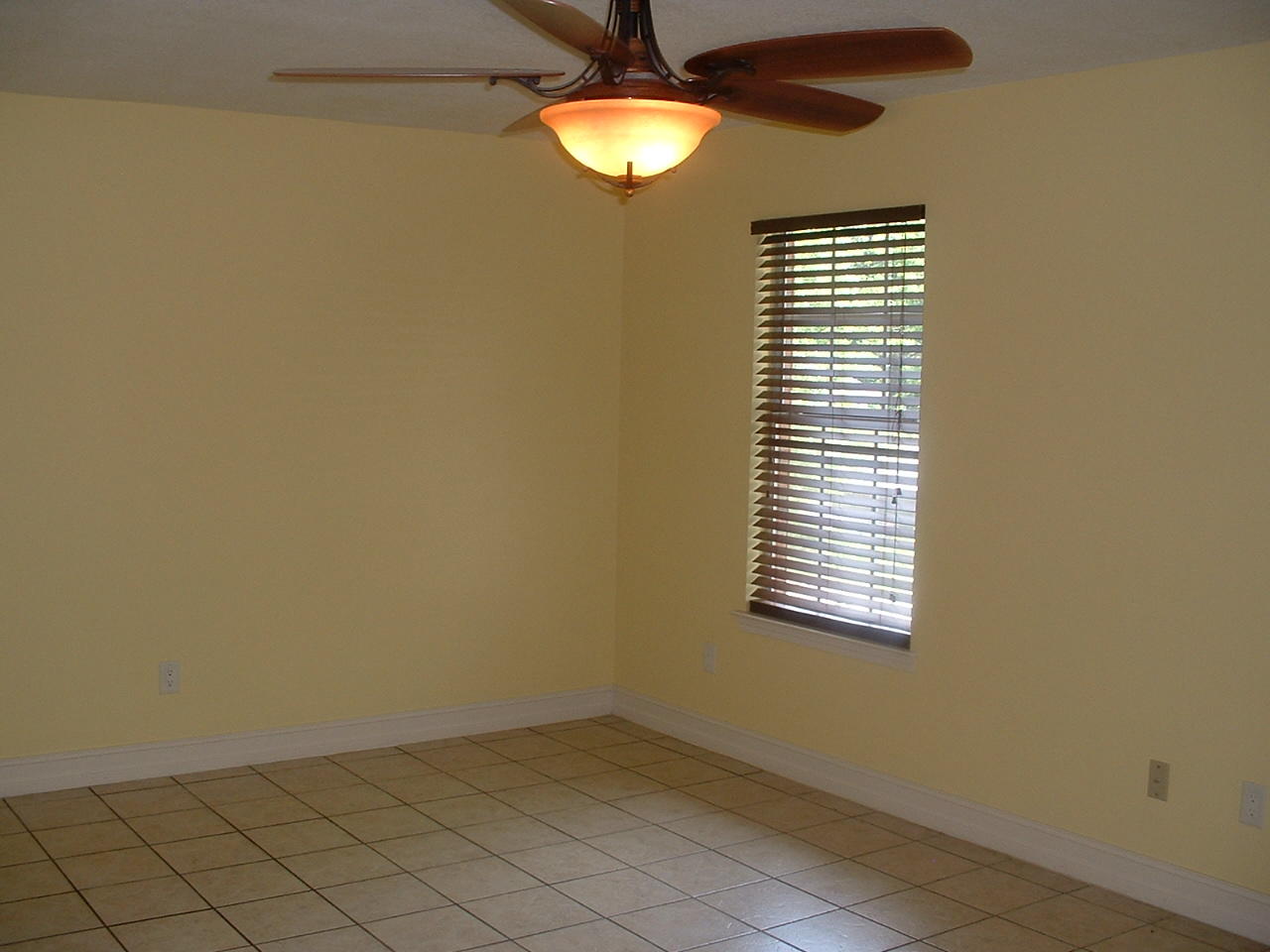 FOREST LAKE S/D - Residential