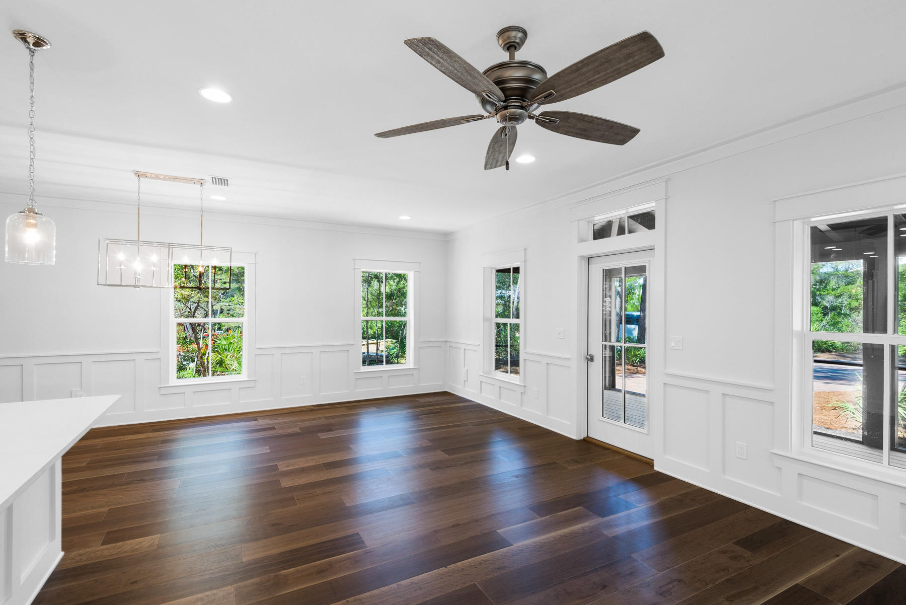 MAGNOLIA COTTAGES BY THE SEA - Residential