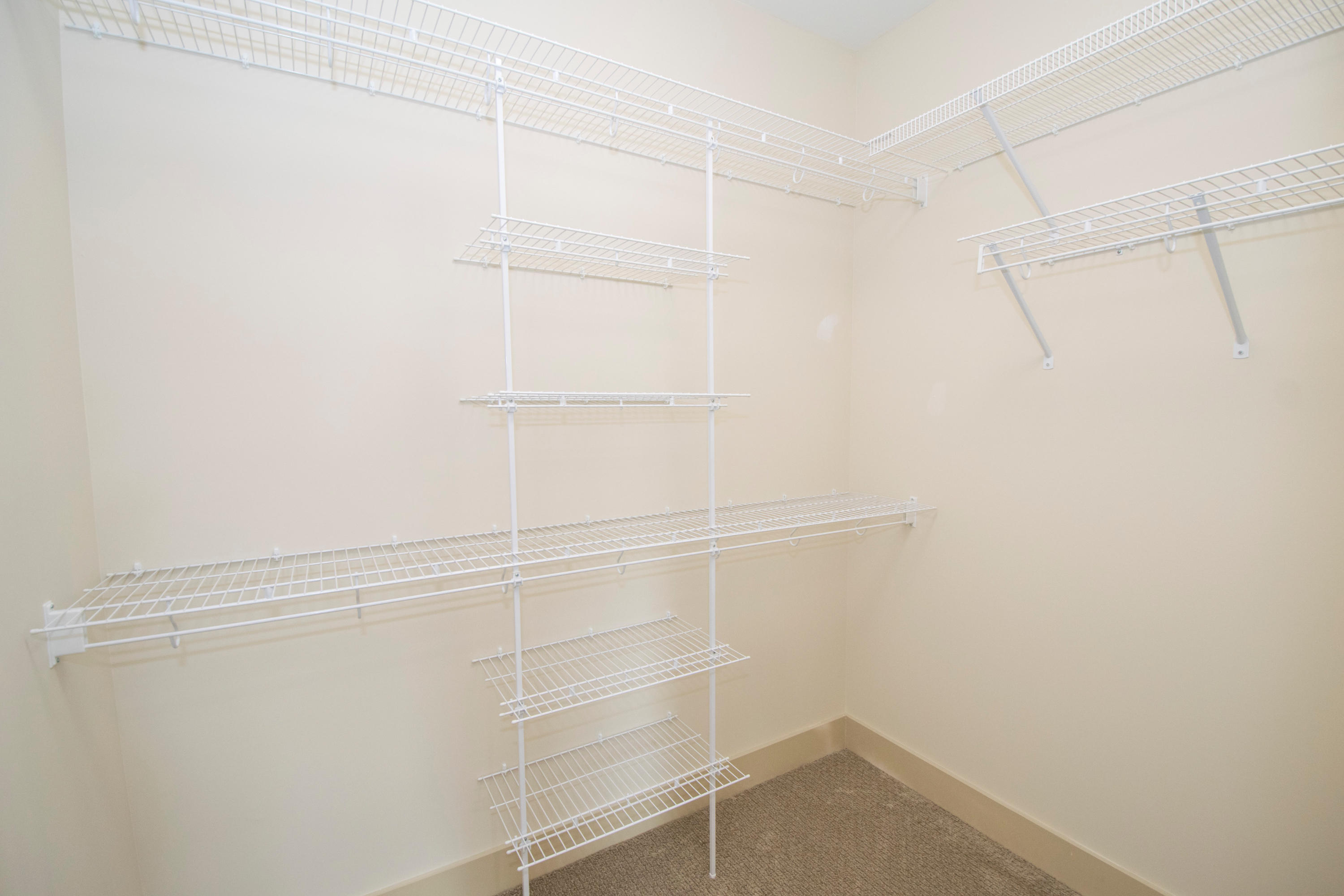 SHADOW PINES - Residential