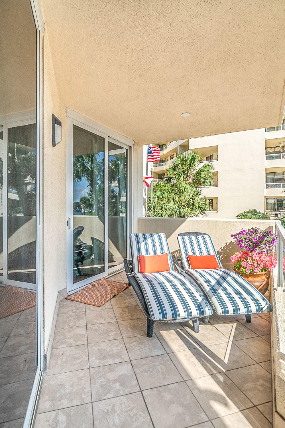 EAST PASS TOWERS CONDO PH 2 - Residential