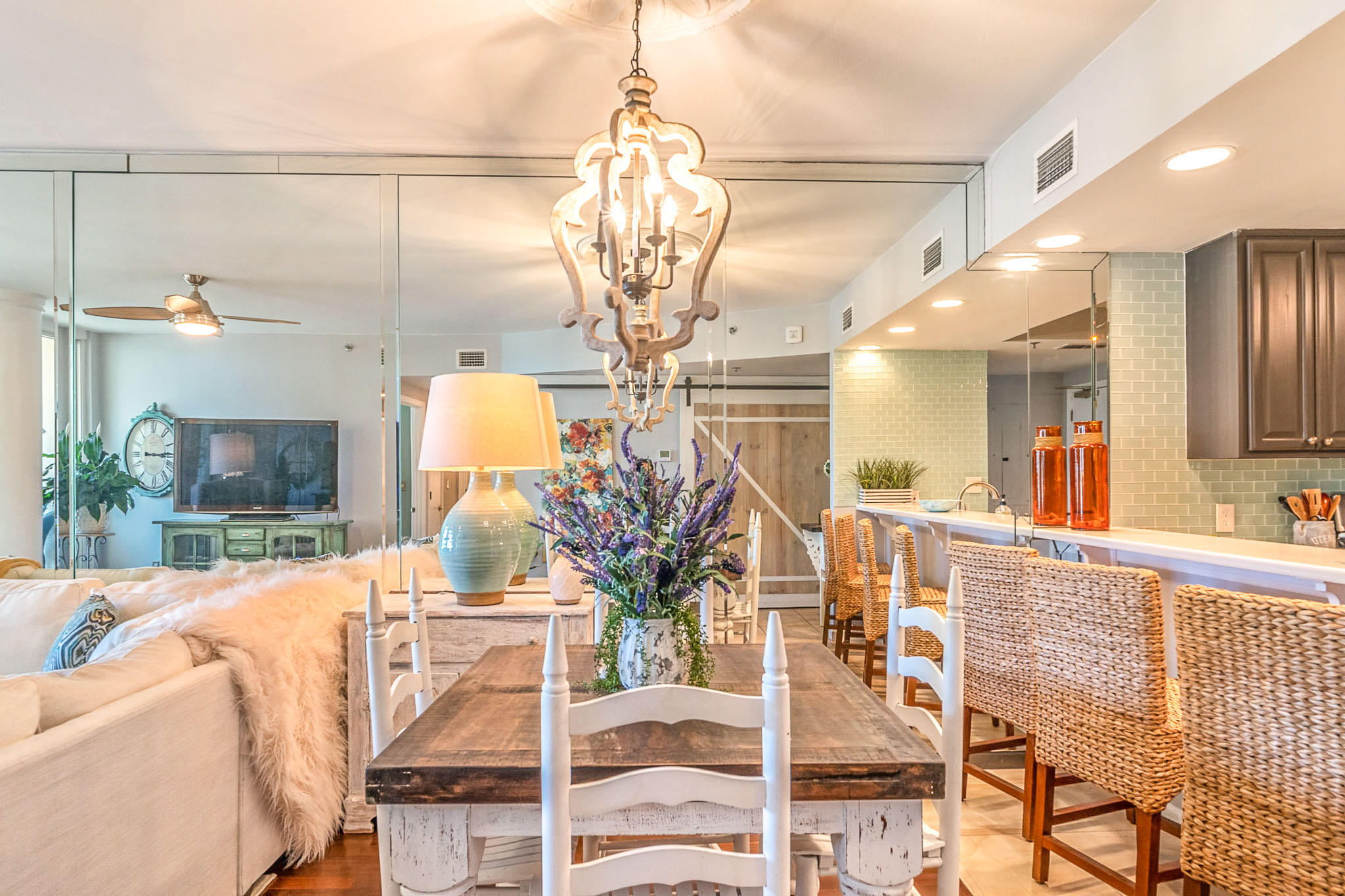 EAST PASS TOWERS CONDO PH 2 - Residential