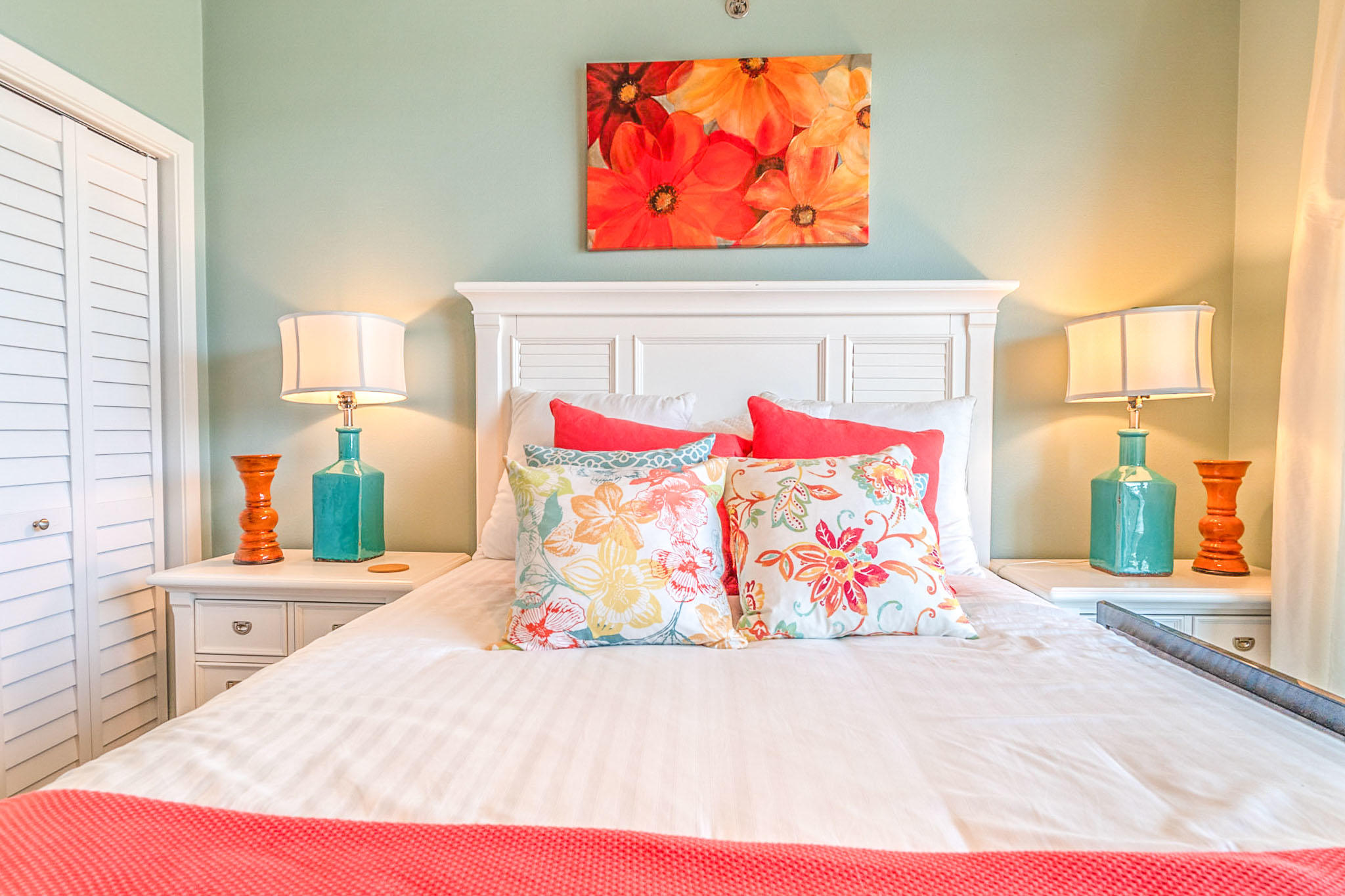 EAST PASS TOWERS CONDO PH 2 - Residential