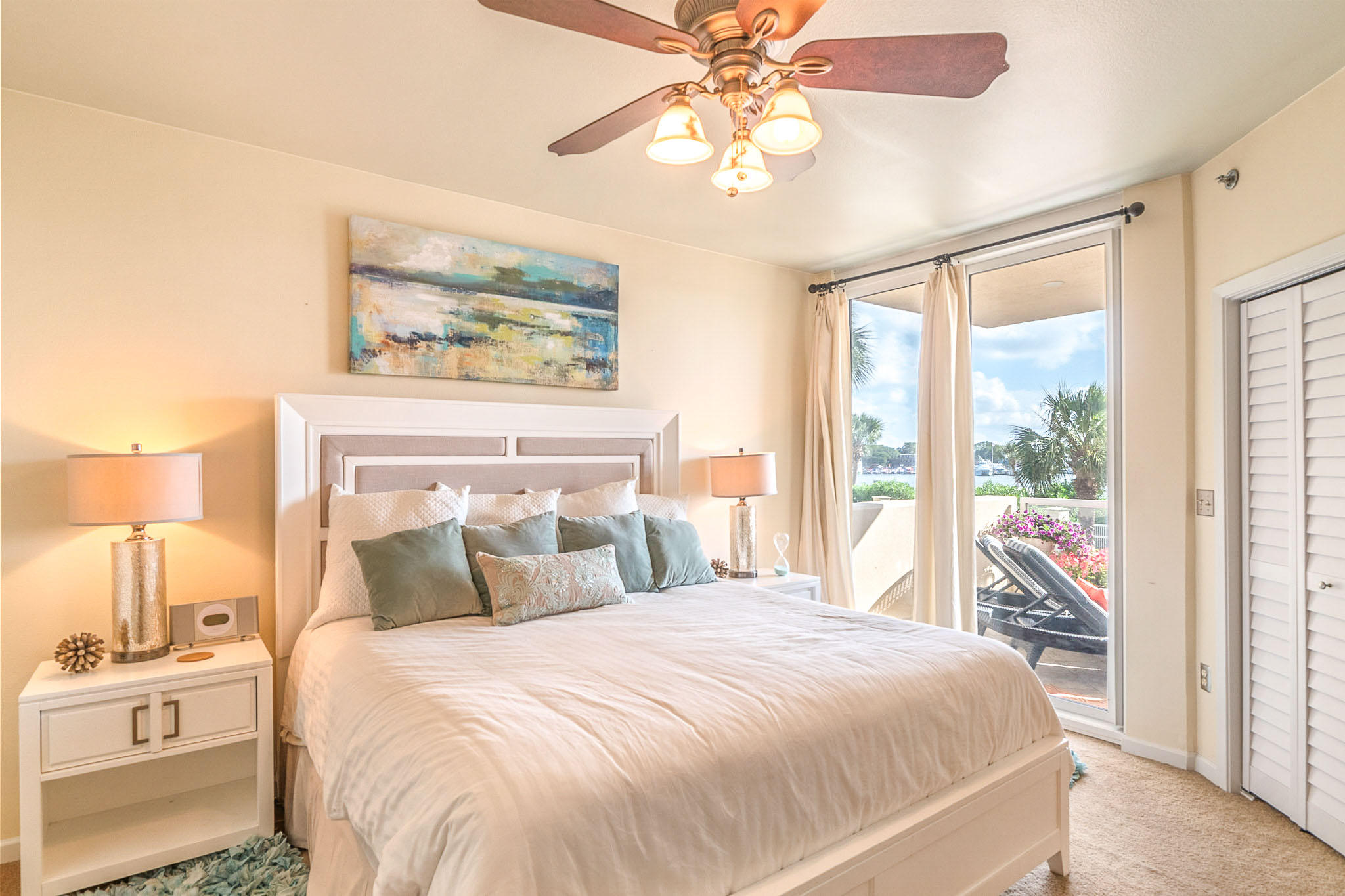 EAST PASS TOWERS CONDO PH 2 - Residential