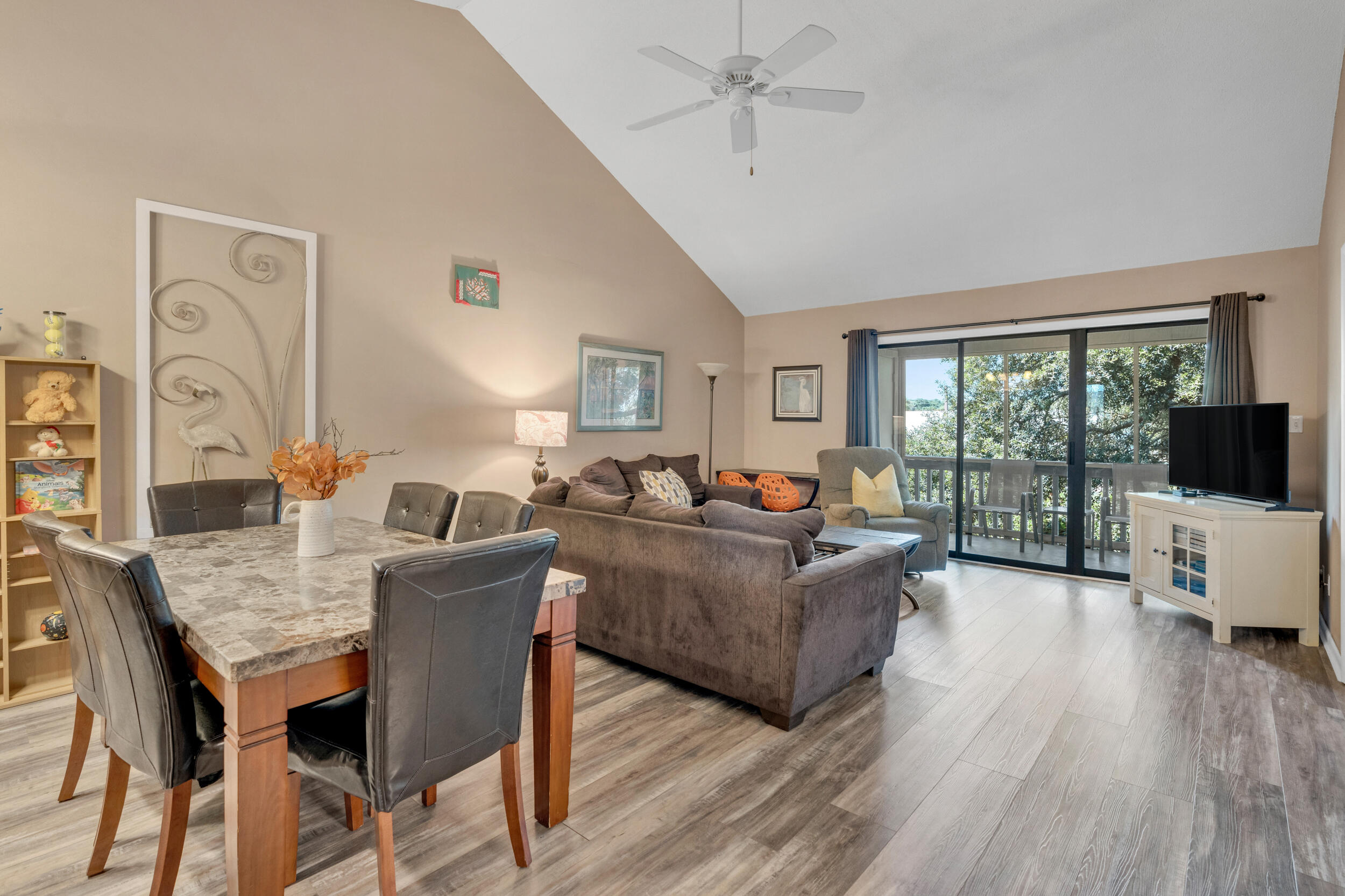 CHATEAU LA MER CONDO 2 PHASE 2 - Residential