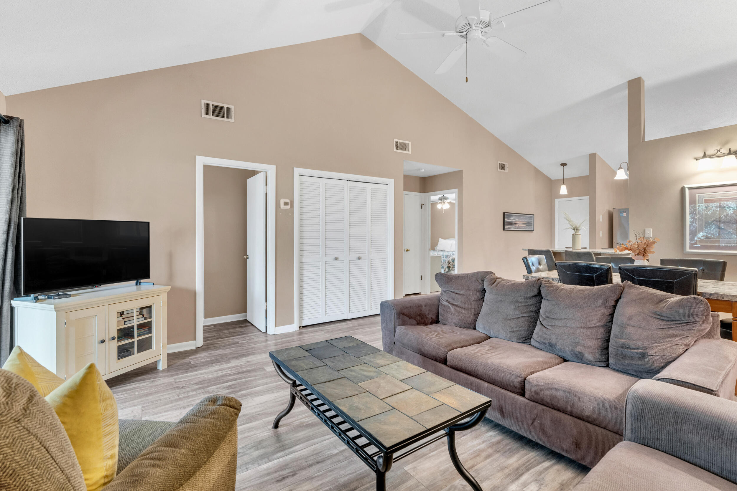 CHATEAU LA MER CONDO 2 PHASE 2 - Residential