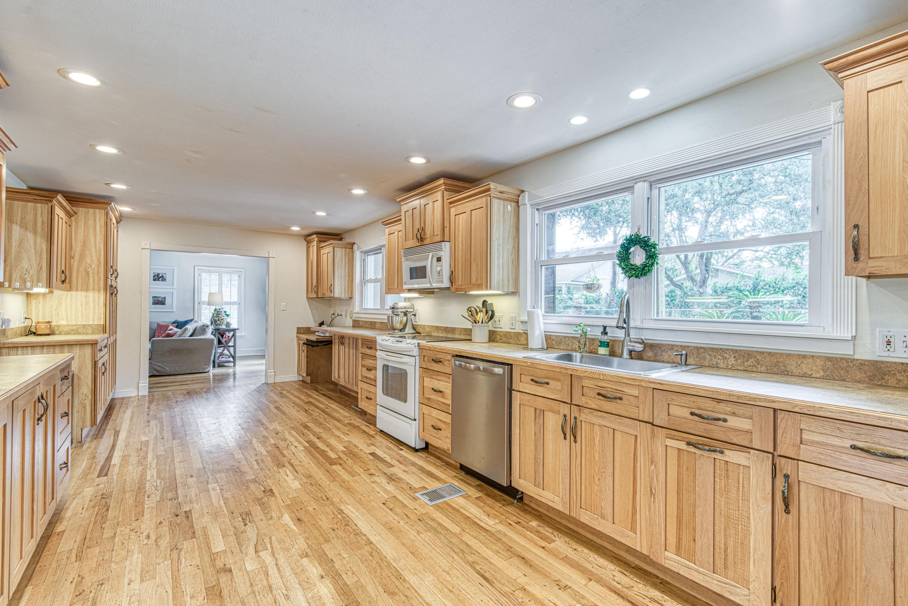 VILLA RUSS PARK - Residential