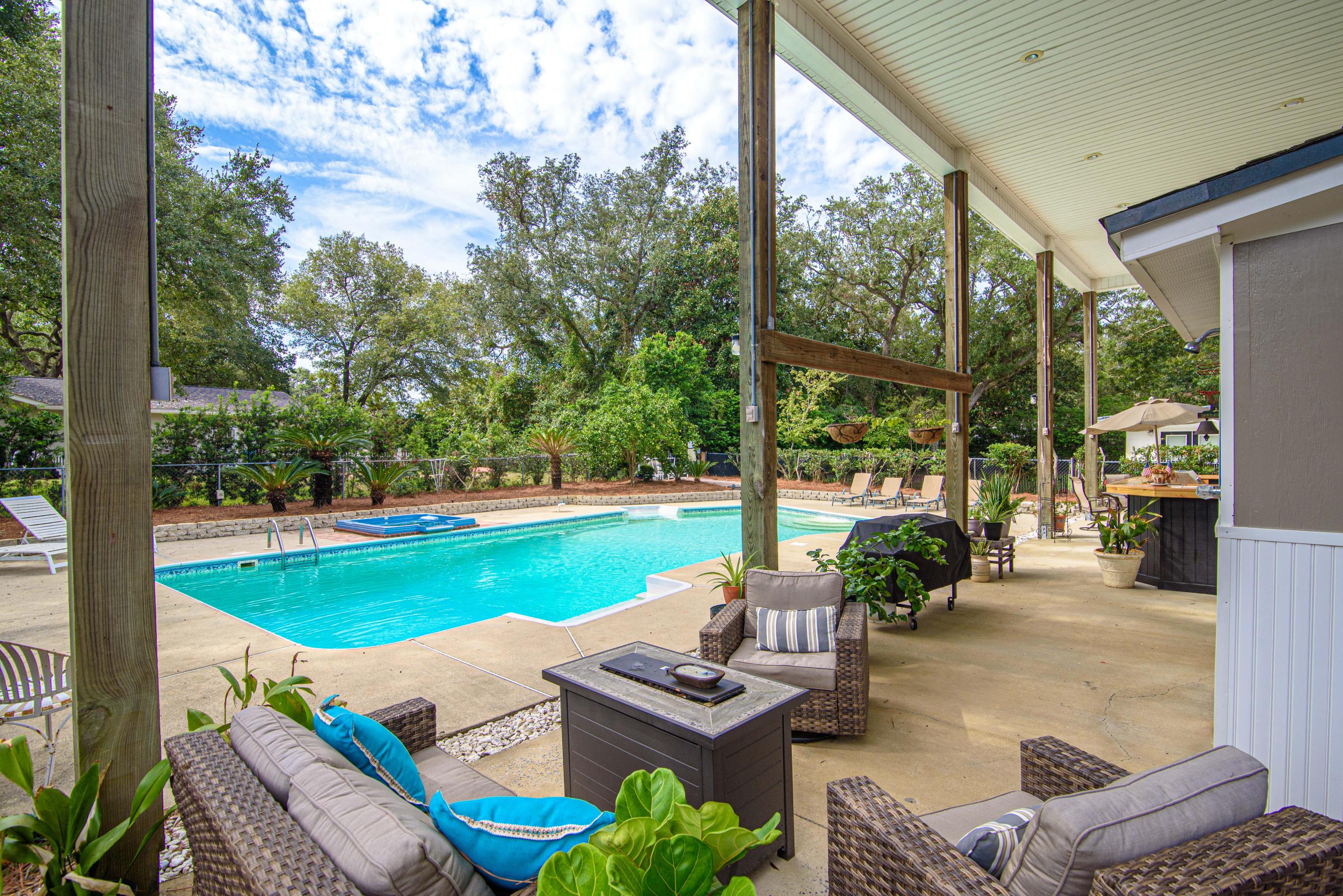 VILLA RUSS PARK - Residential