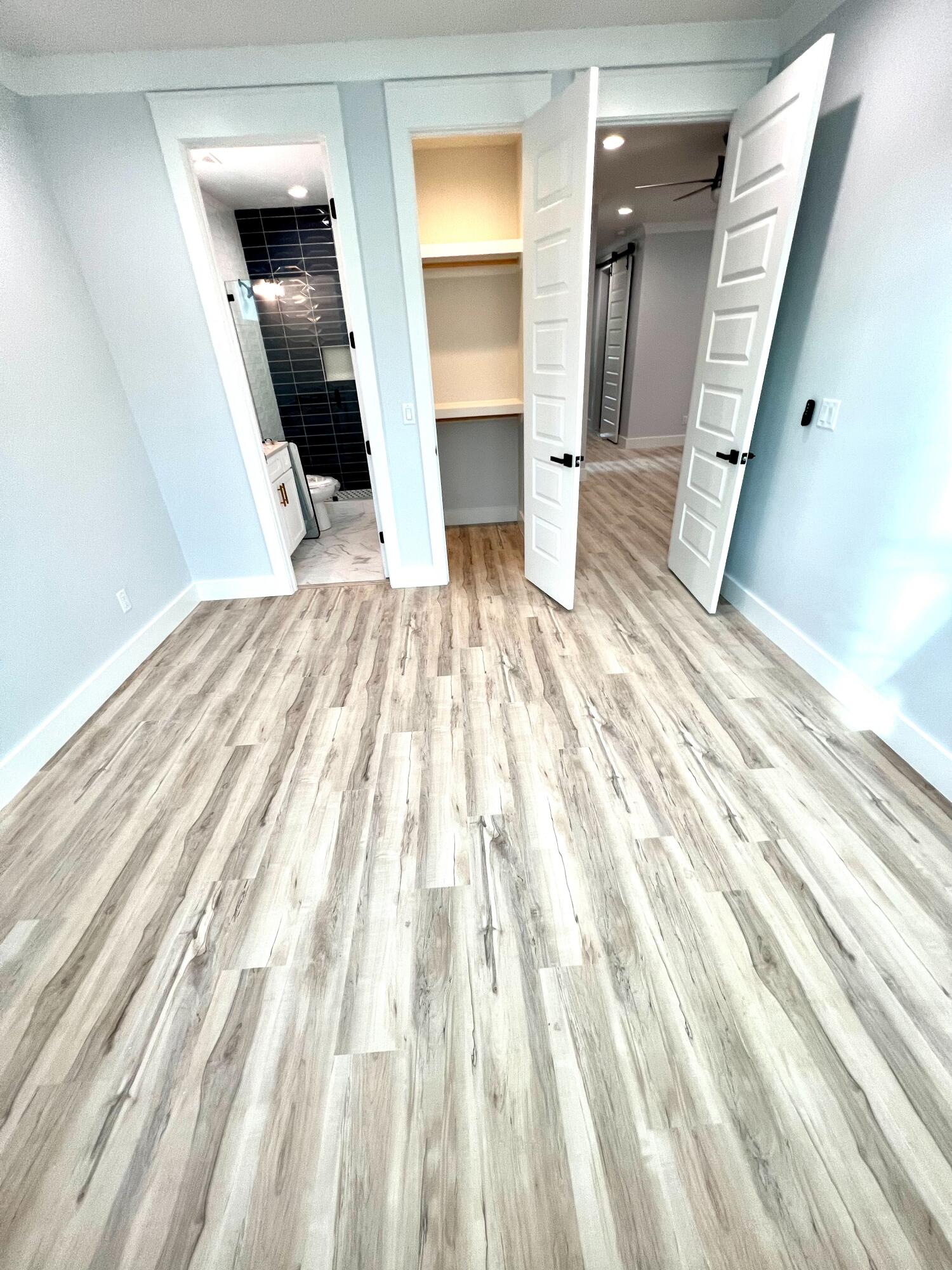 SHADOW PINES - Residential Lease