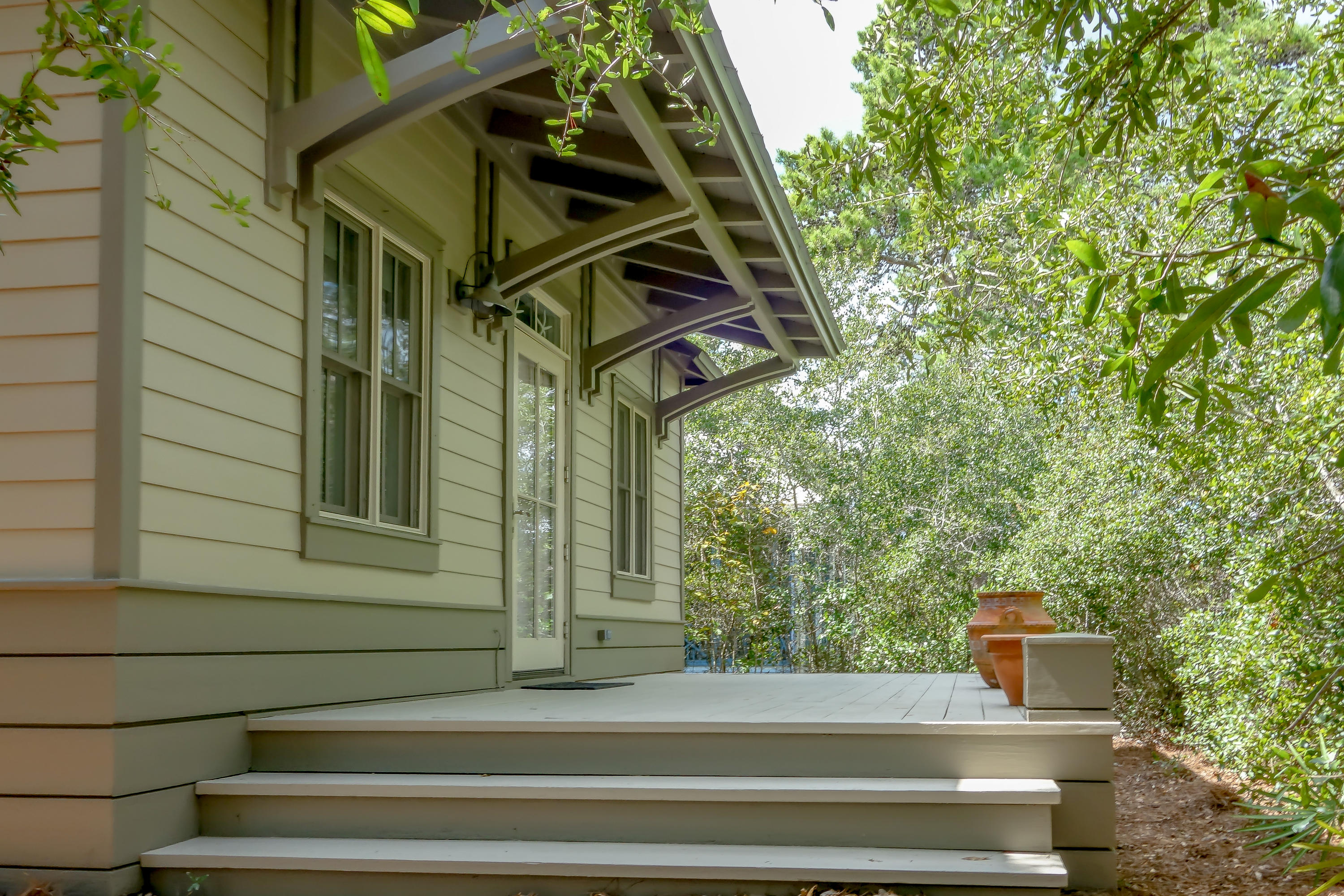 MAGNOLIA COTTAGES - Residential