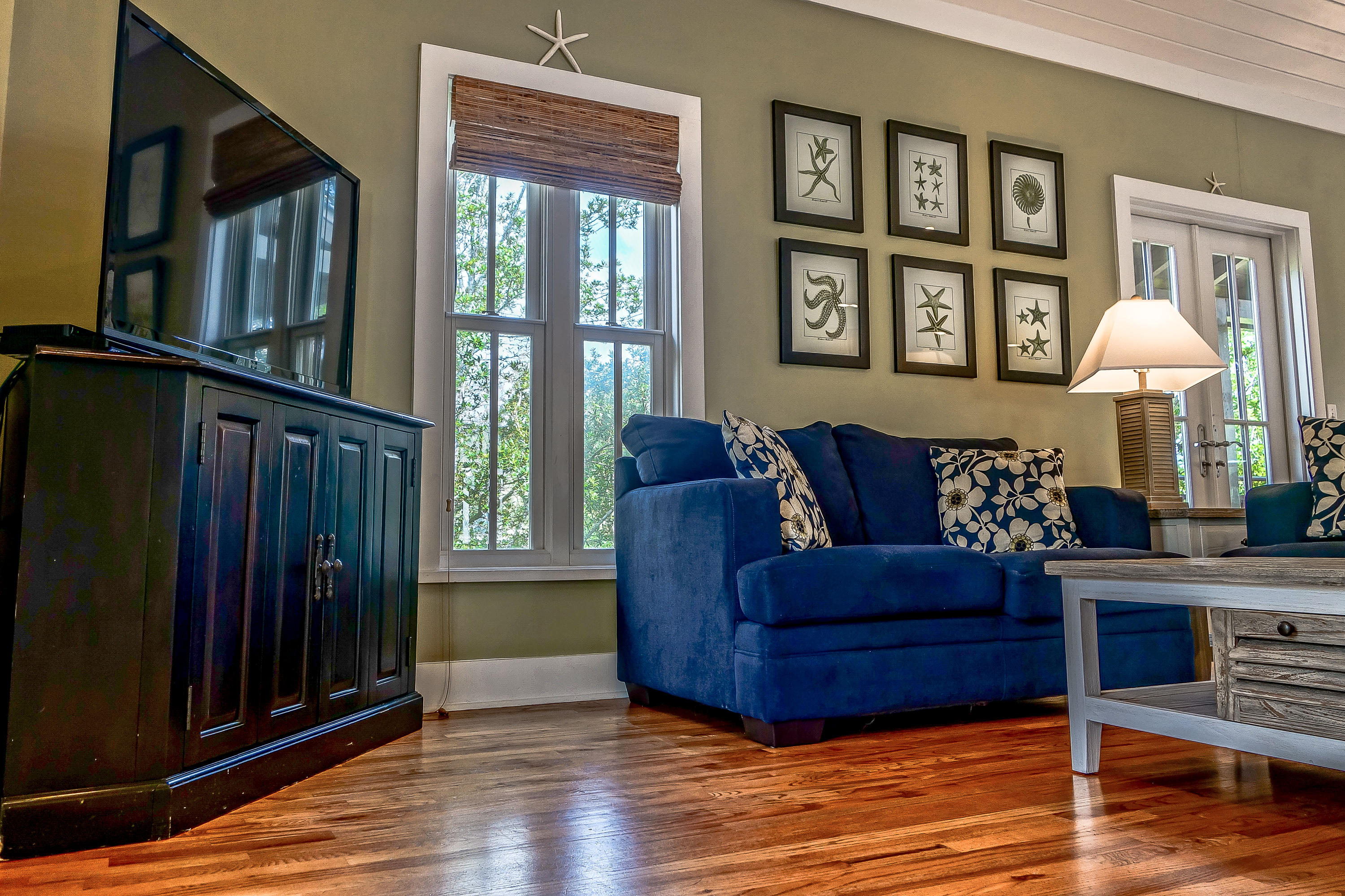 MAGNOLIA COTTAGES - Residential