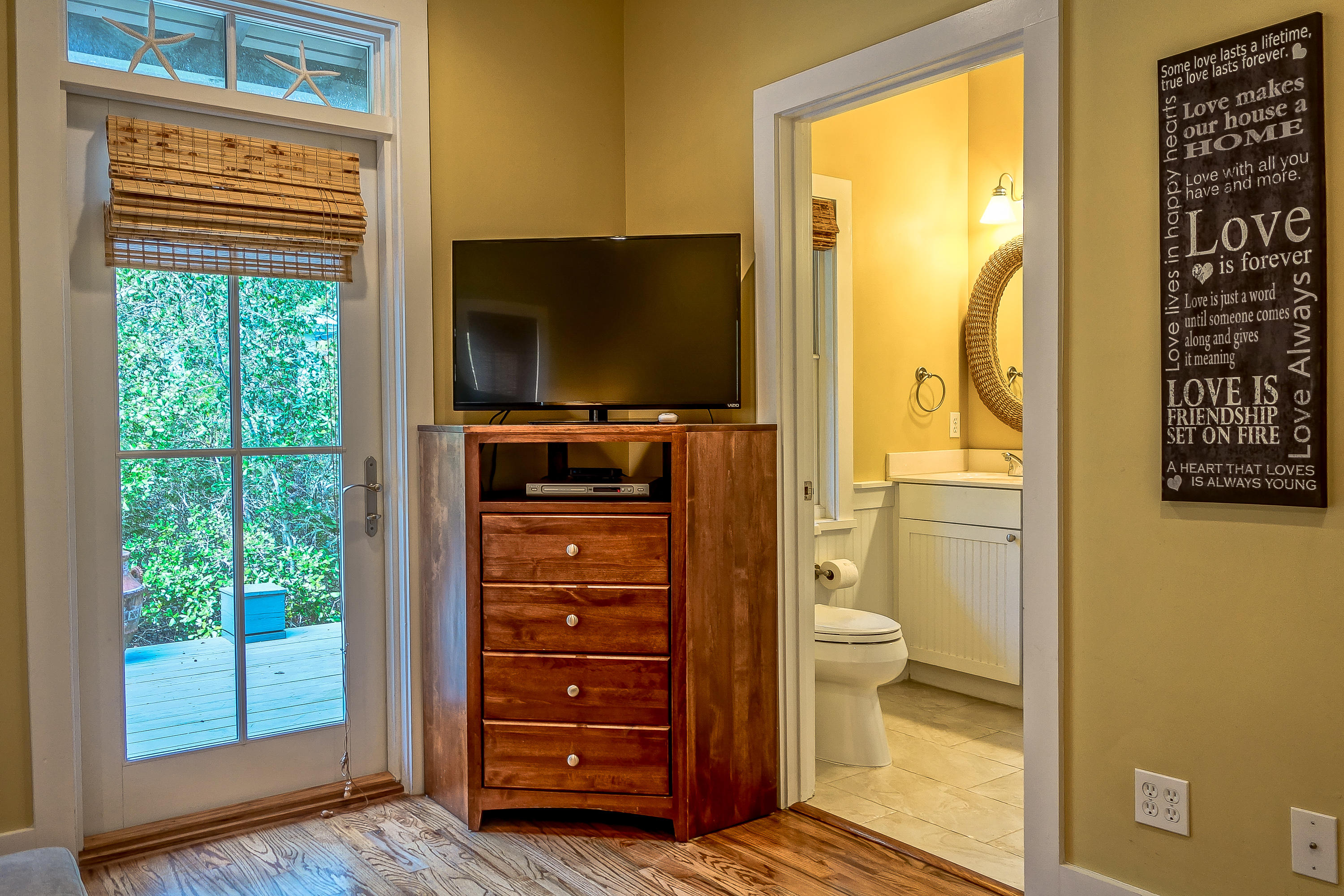 MAGNOLIA COTTAGES - Residential