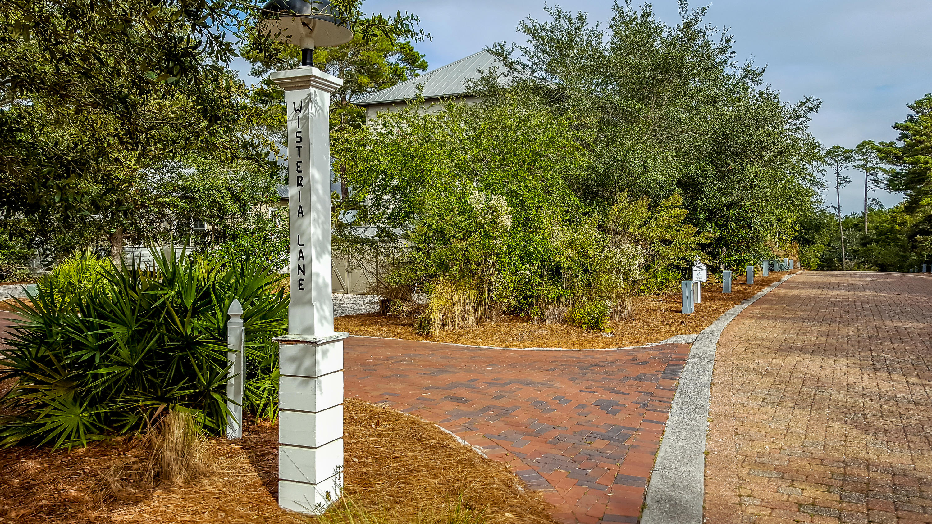 MAGNOLIA COTTAGES - Residential