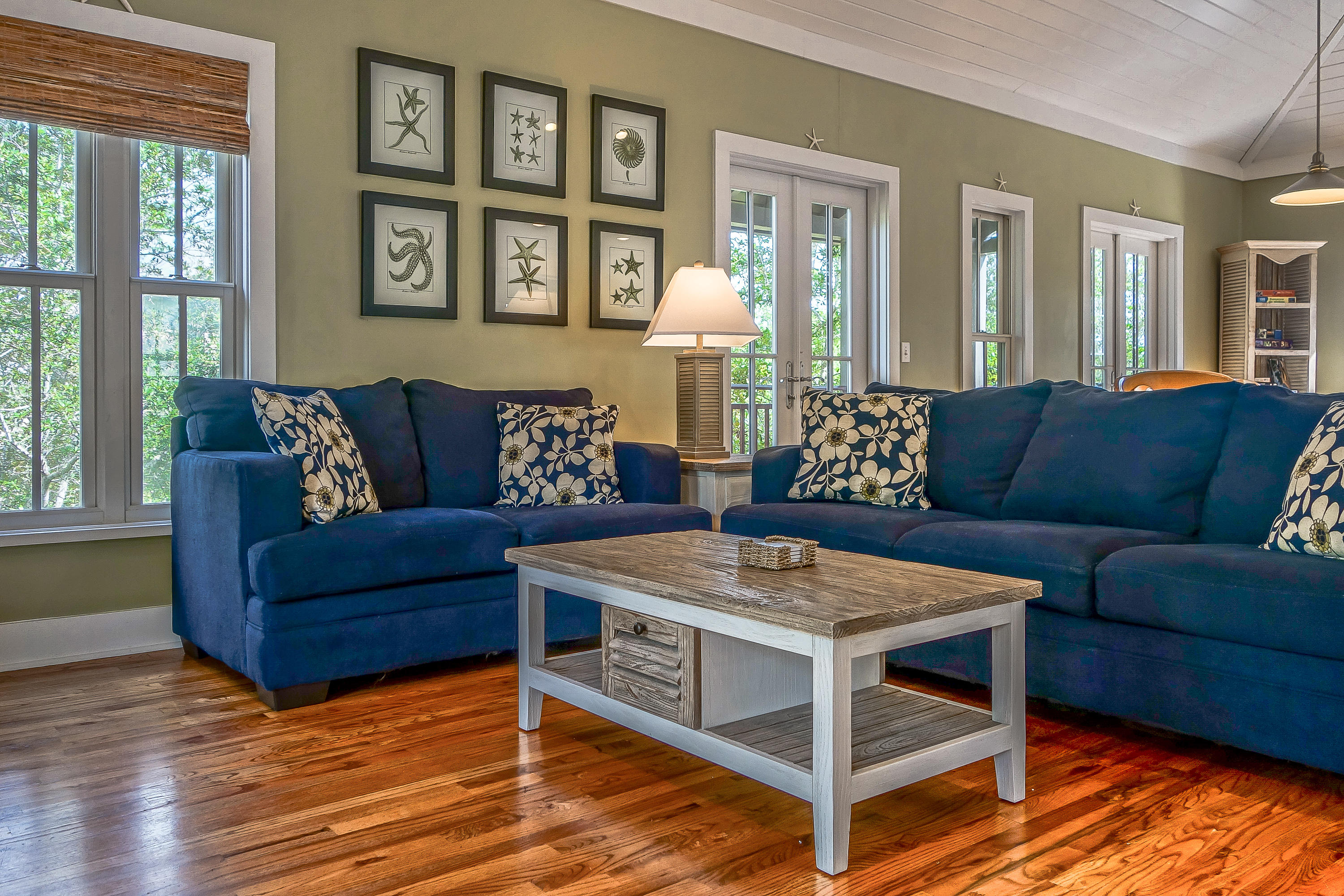 MAGNOLIA COTTAGES - Residential