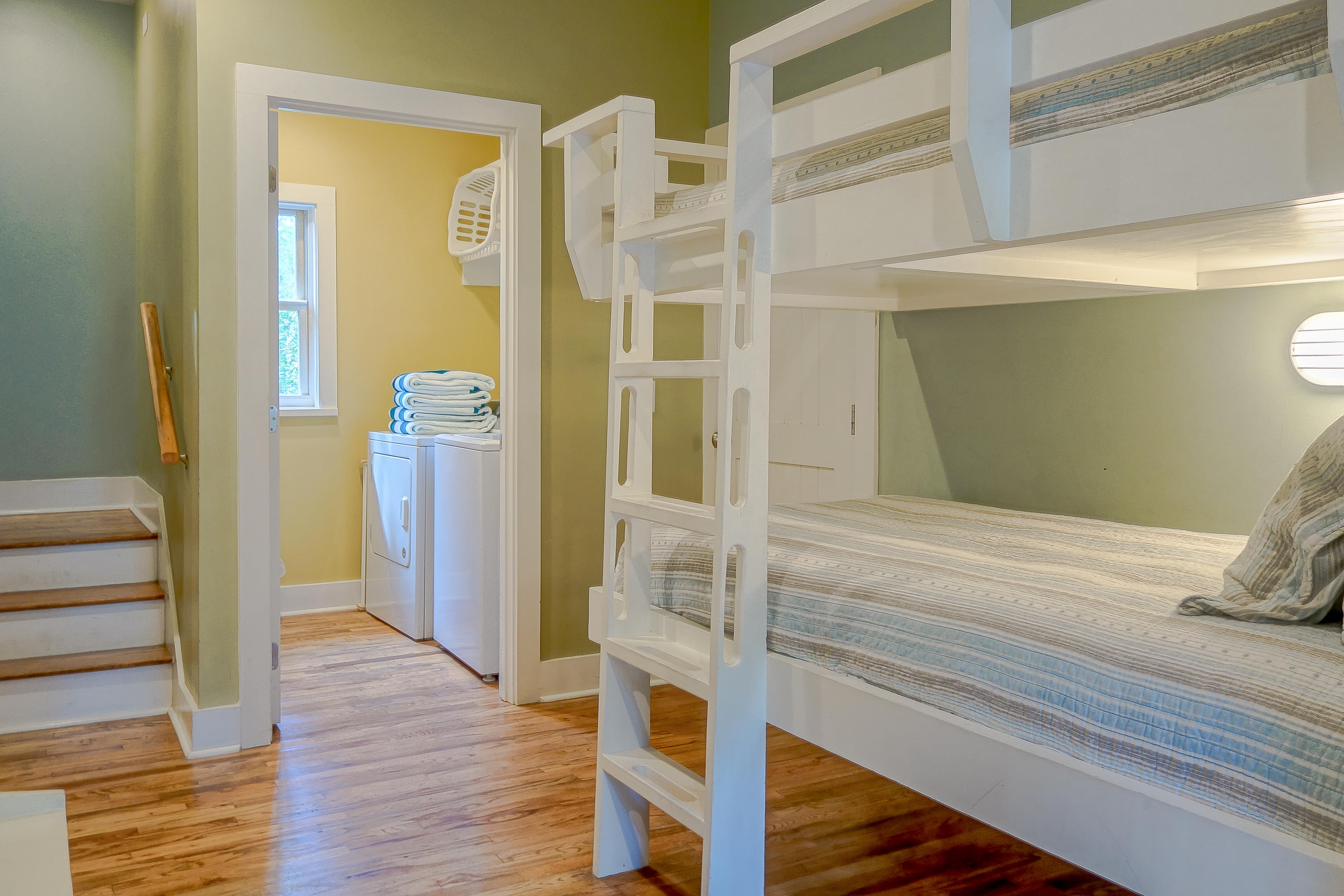 MAGNOLIA COTTAGES - Residential