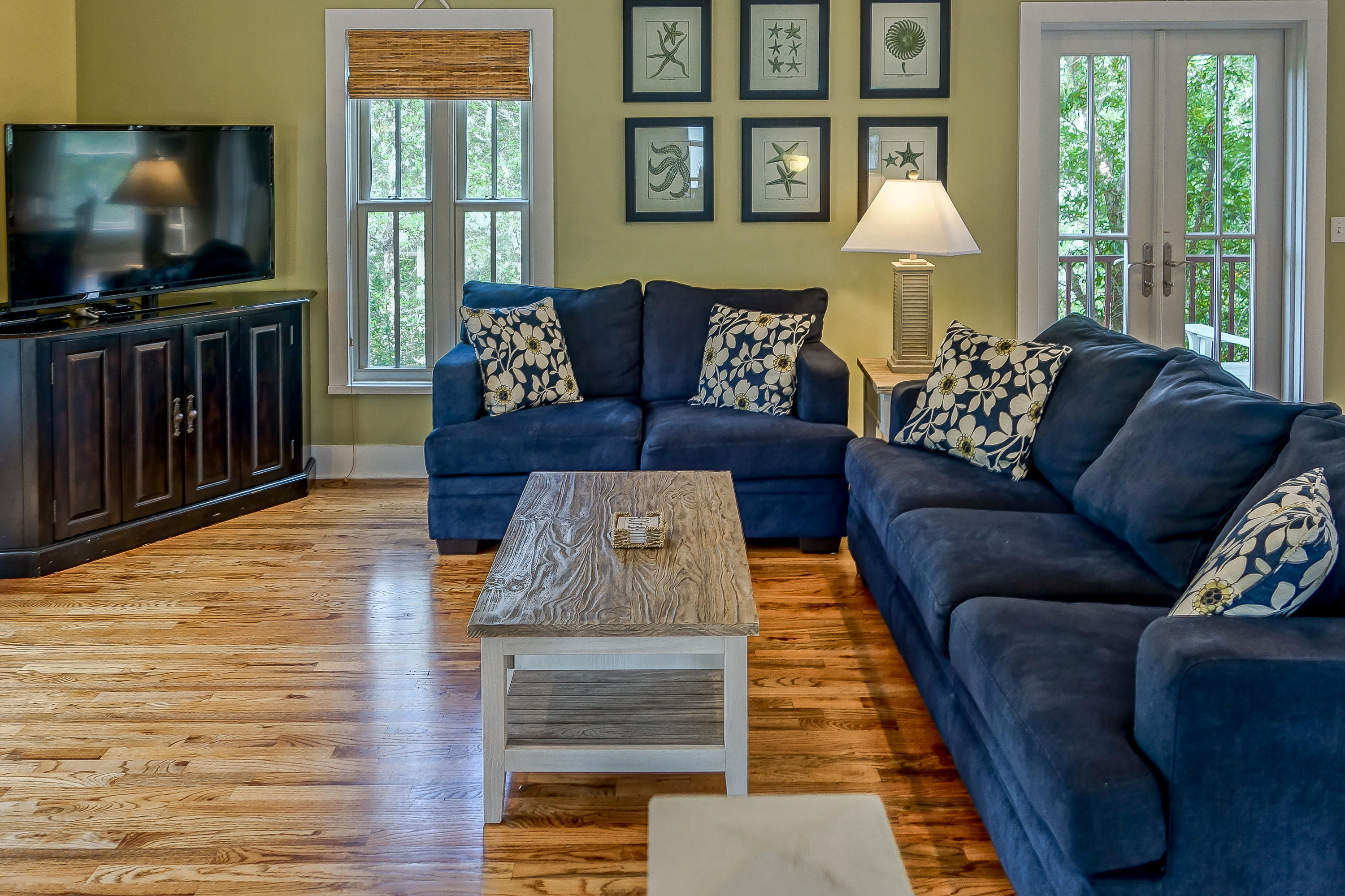 MAGNOLIA COTTAGES - Residential