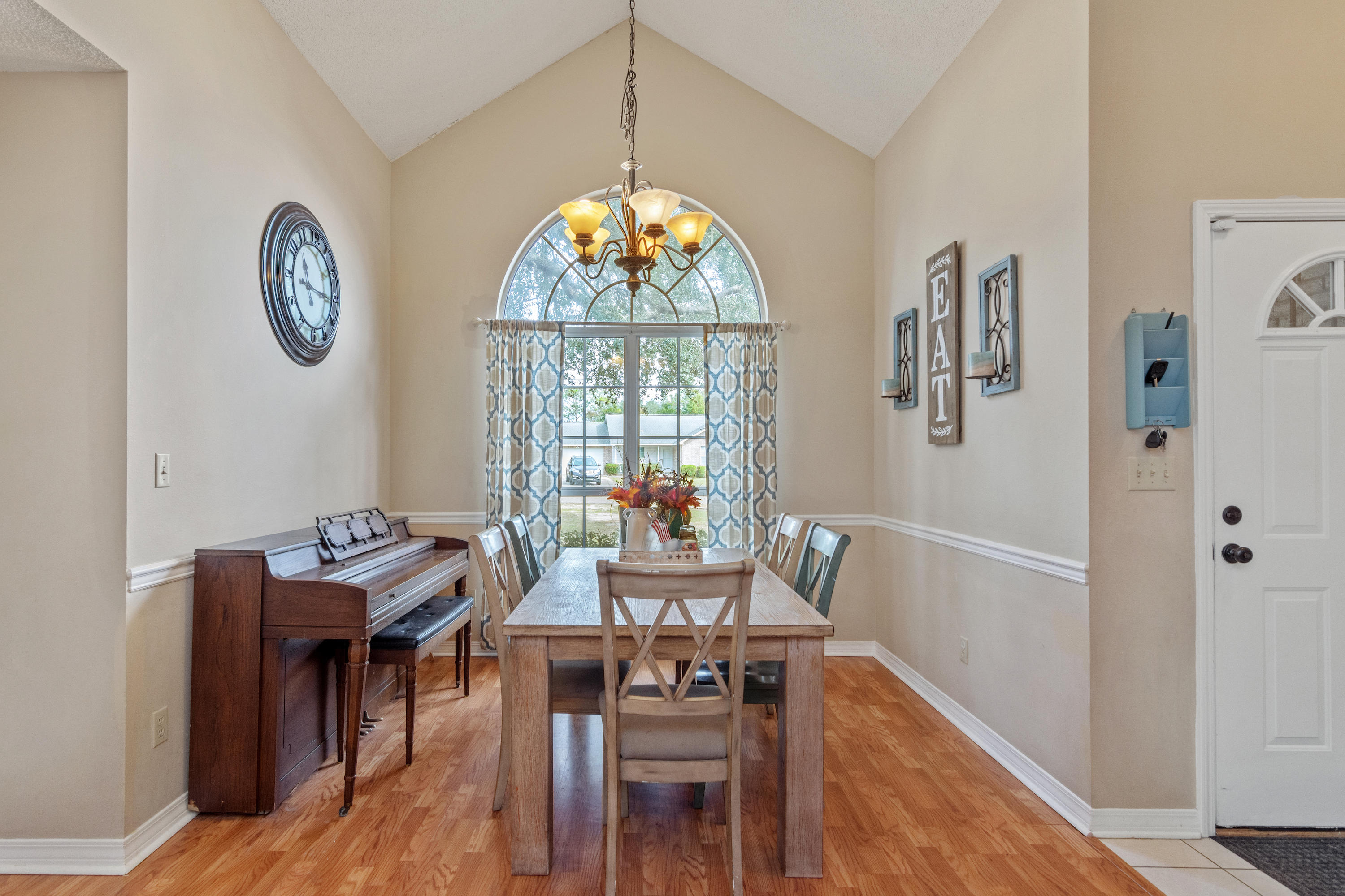 CORONADO VILLAGE PH 1 - Residential