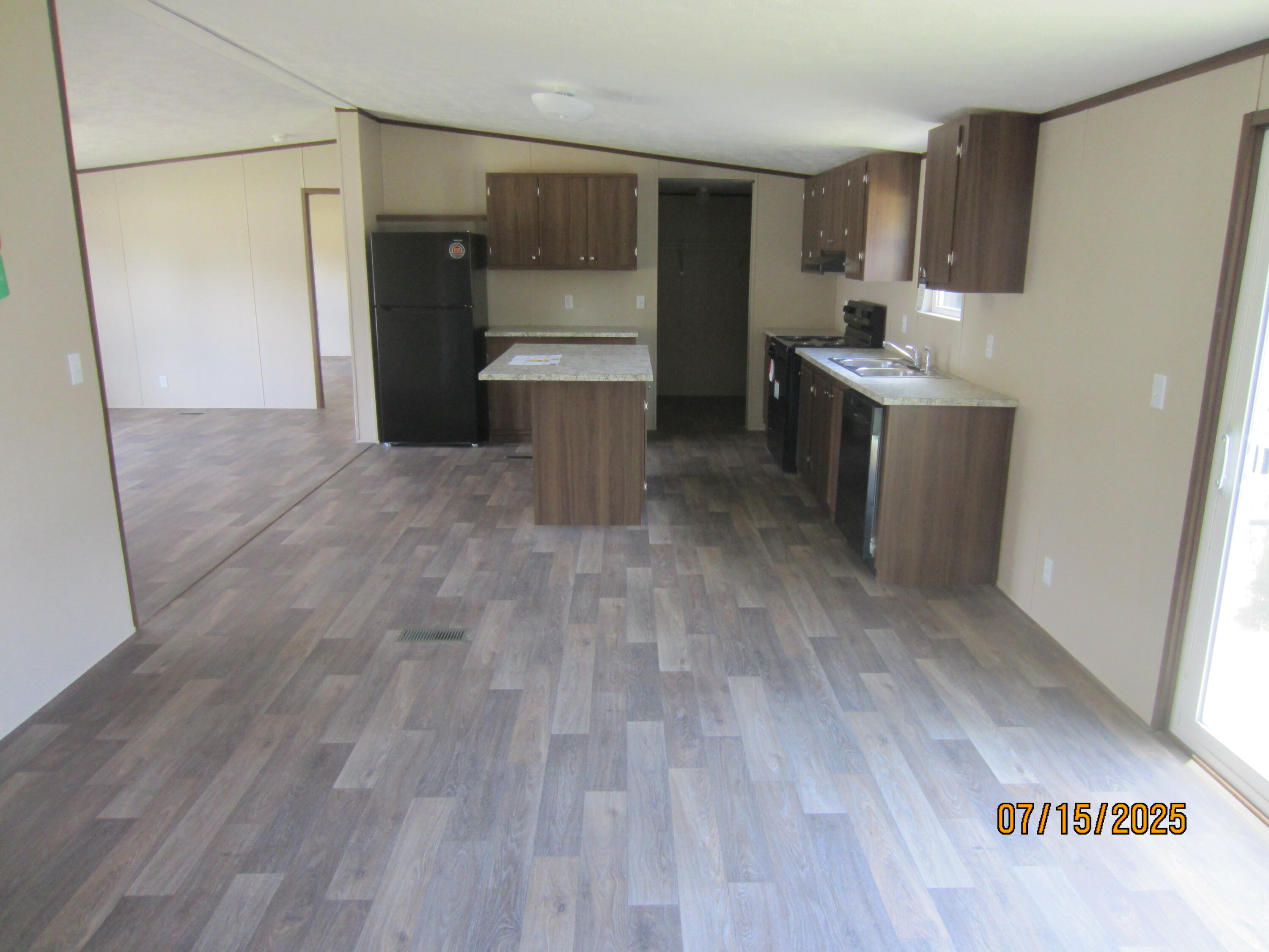OAKWOOD HILLS UNIT 3 - Residential