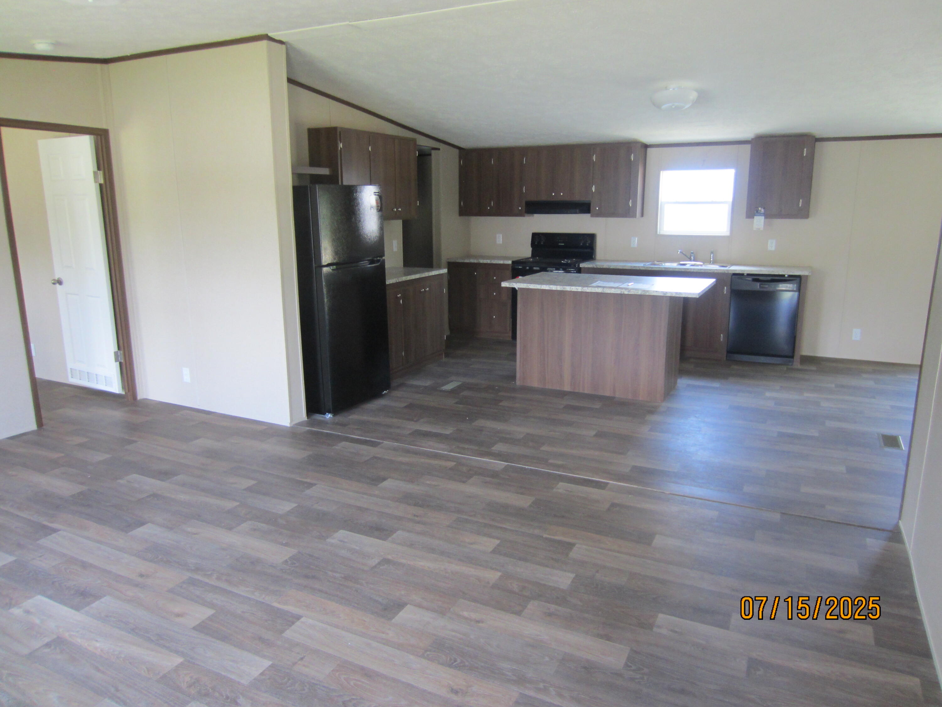 OAKWOOD HILLS UNIT 3 - Residential
