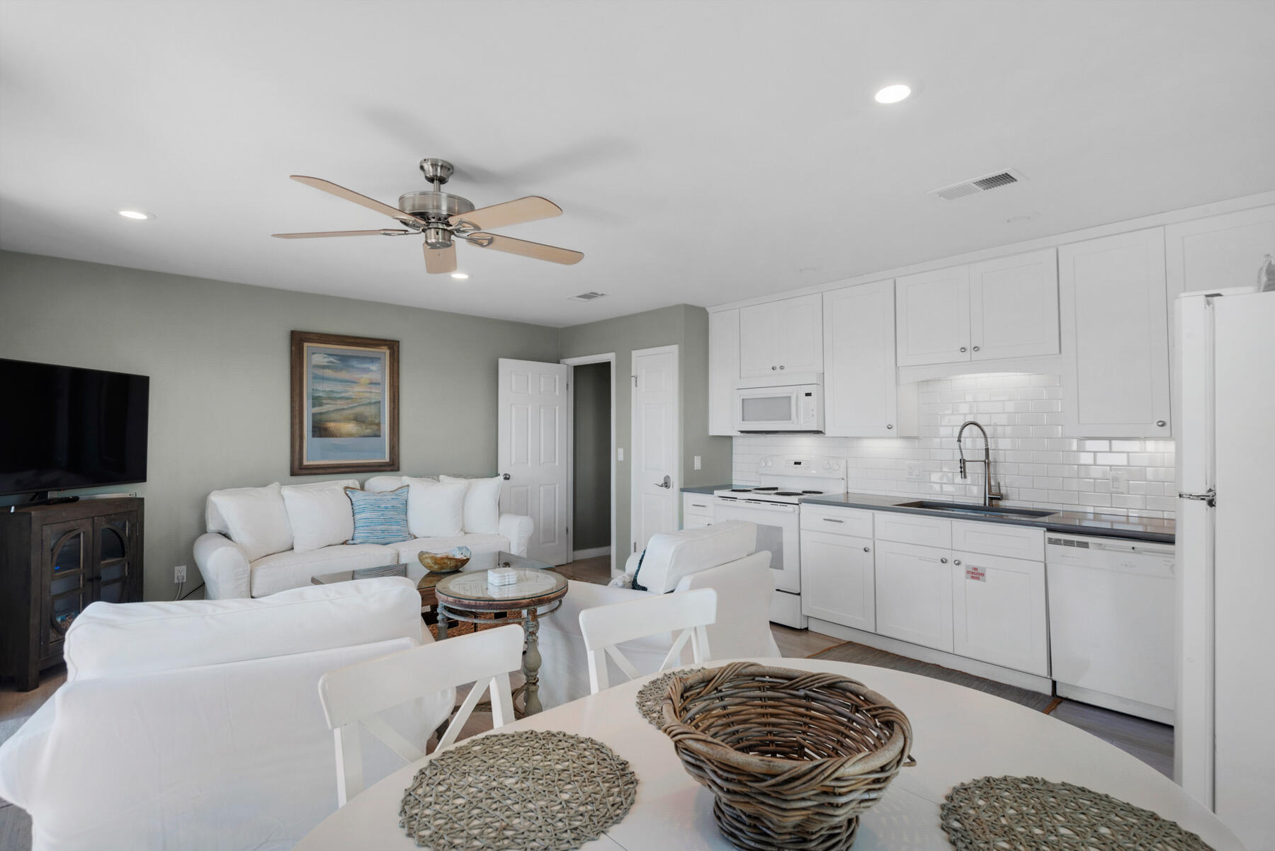 INLET DUNES CONDO PH 1 - Residential