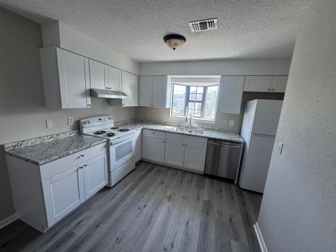 Photo of 314 Oxford Court, Mary Esther, FL 32569 (MLS # 986046)