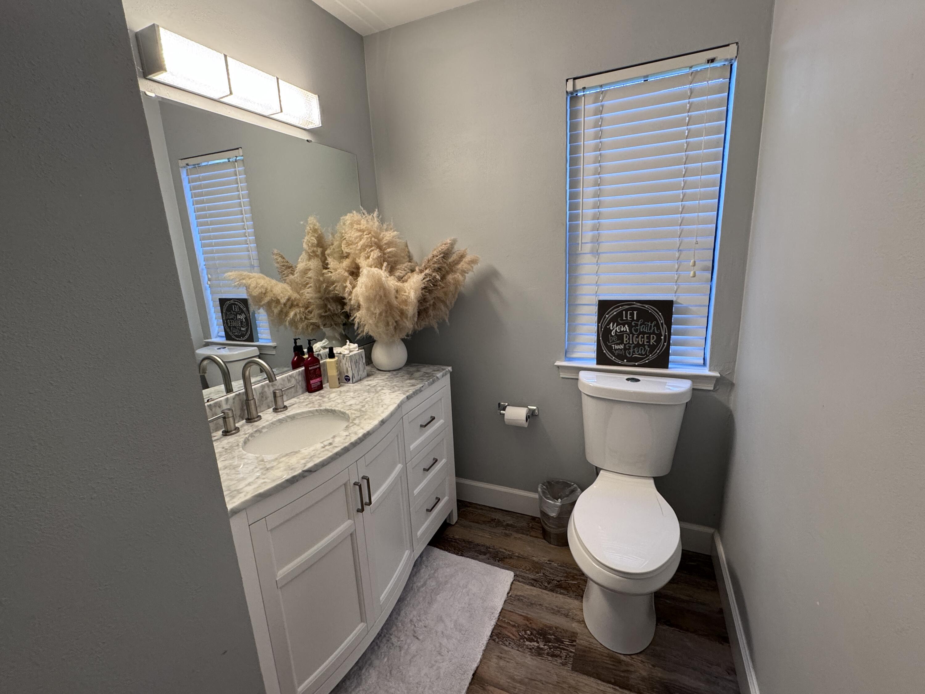 PARKWOOD PLACE AT BLUEWATER BAY - Residential Lease