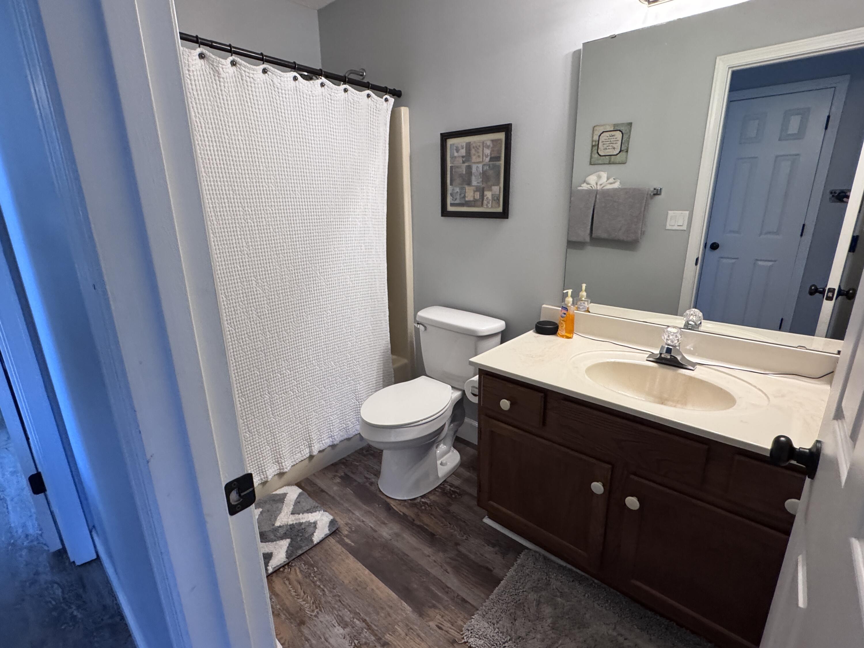 PARKWOOD PLACE AT BLUEWATER BAY - Residential Lease