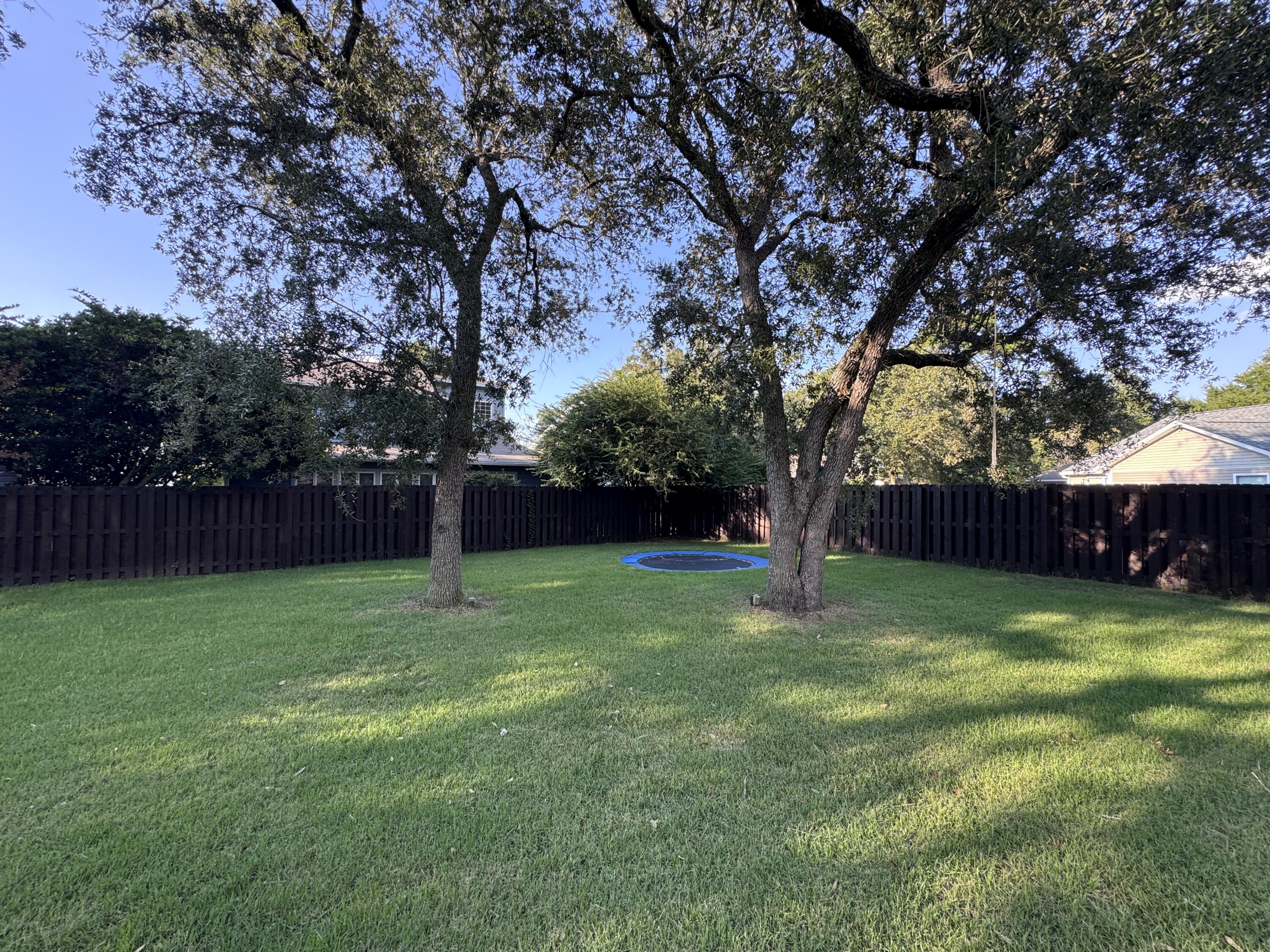 PARKWOOD PLACE AT BLUEWATER BAY - Residential Lease