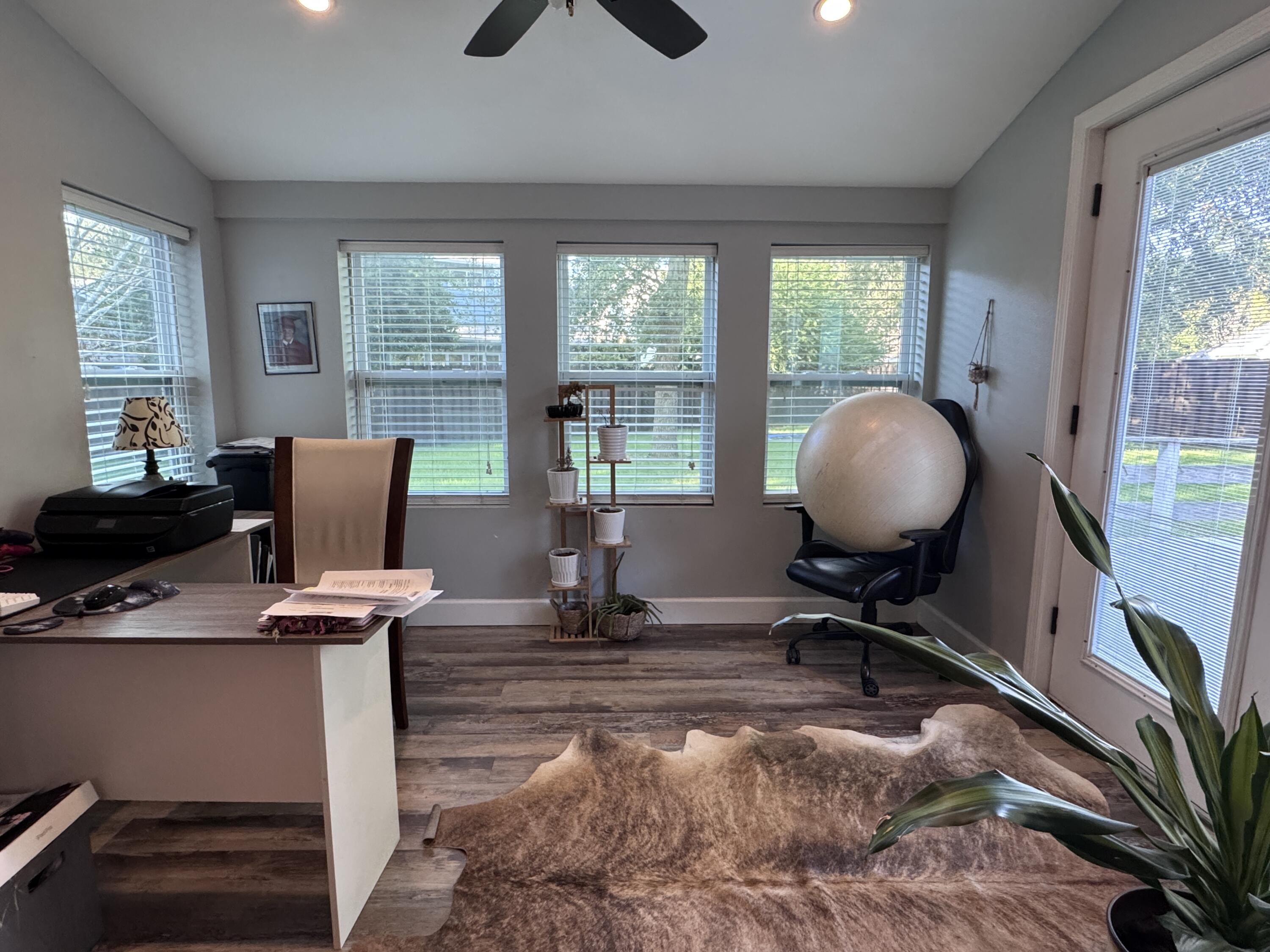 PARKWOOD PLACE AT BLUEWATER BAY - Residential Lease