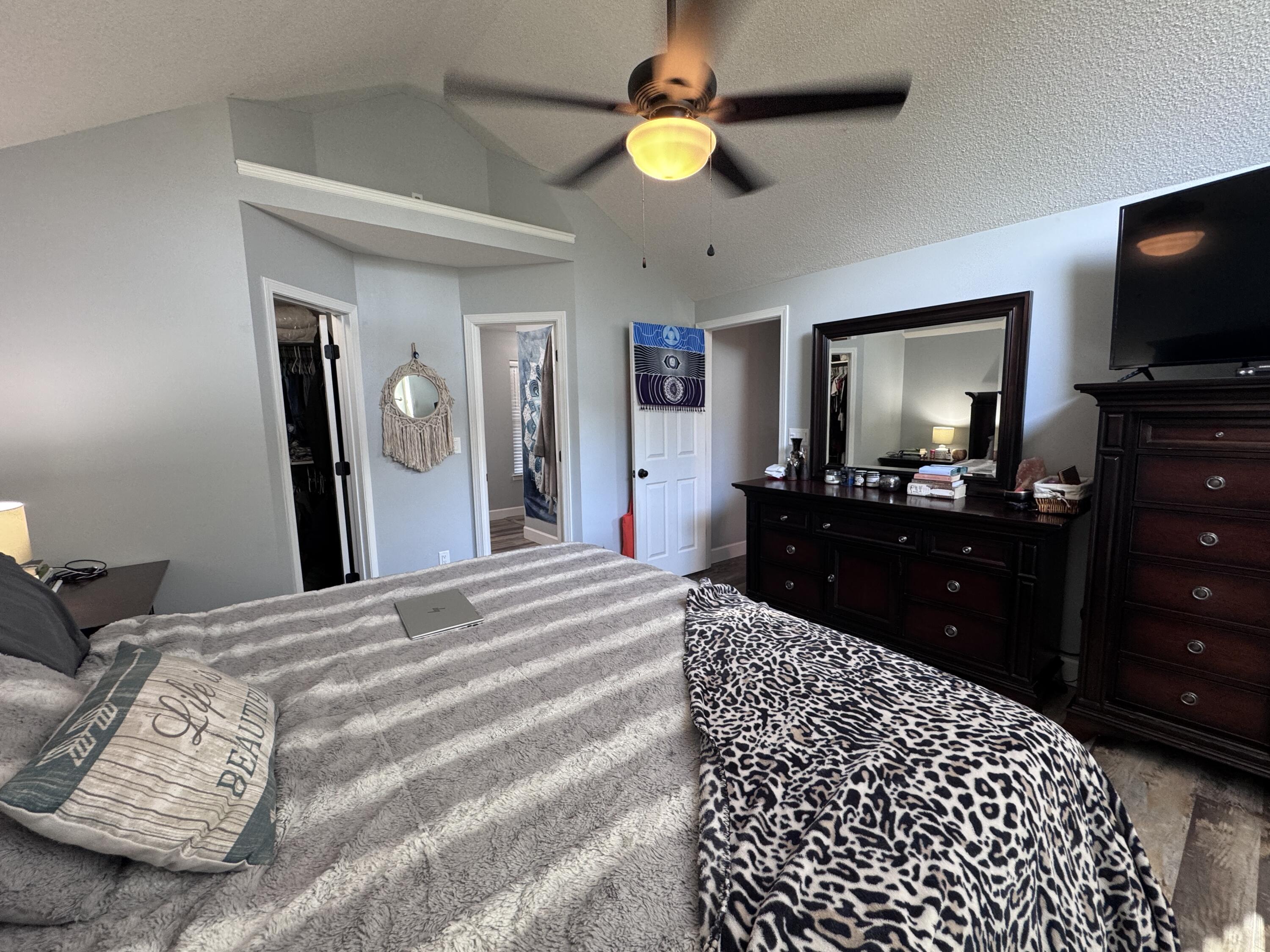 PARKWOOD PLACE AT BLUEWATER BAY - Residential Lease